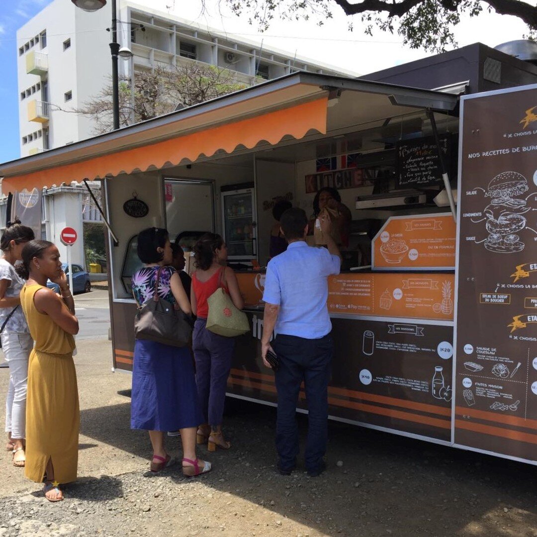 Rendez-vous tous les jeudis de 11h &agrave; 14h devant La Pr&eacute;fecture au niveau du Square Labourdonnais &agrave; Saint-Denis

🌴🚍📍 Retrouvez nous :

- DE 11H &agrave; 14H -
➡LUNDI : Parking en face de M Bricolage et la Nordev &agrave; Sainte-