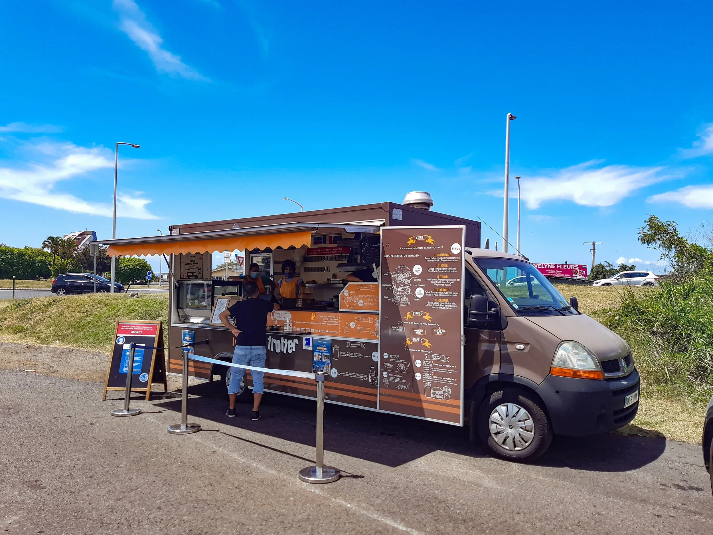 Création graphique pour le foodtruck le Burger Trotter à Saint-Denis île de la Réunion