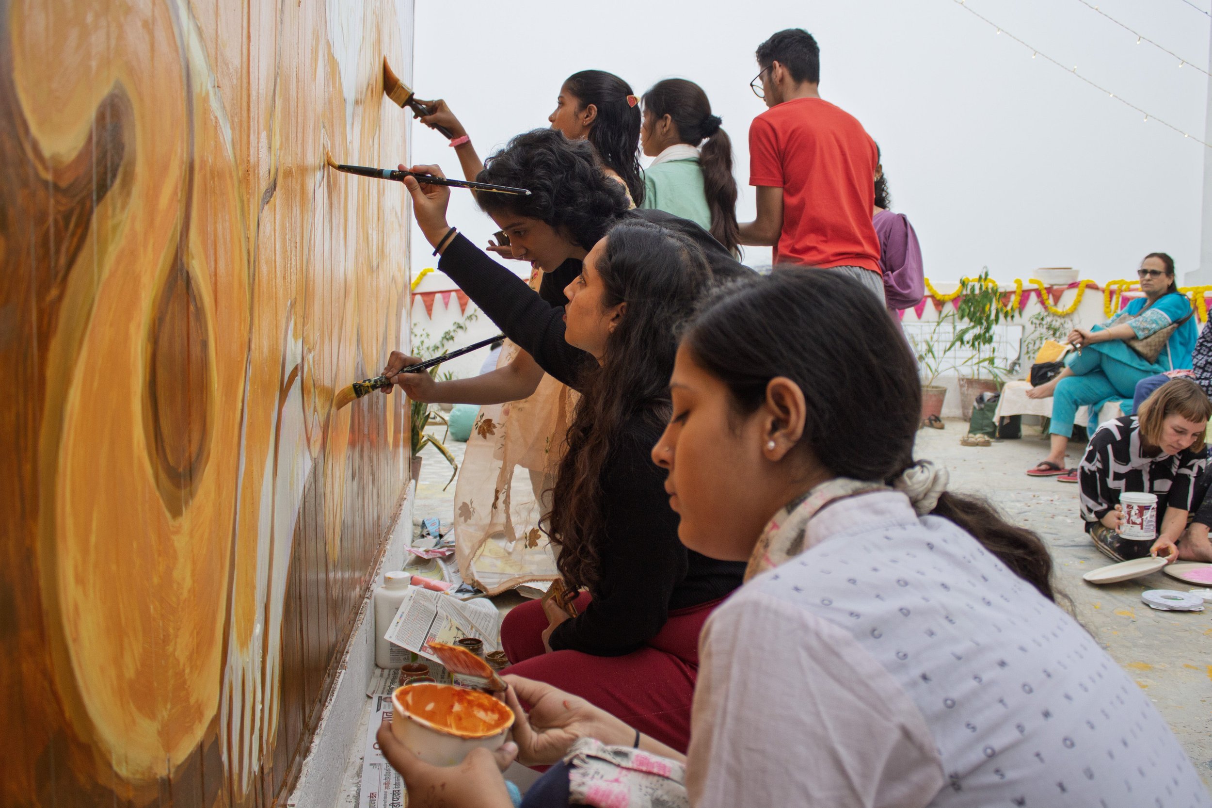Through our artist residencies, ART provides artists with the dedicated space, time, and materials to develop their practice with regard to new languages for human rights.