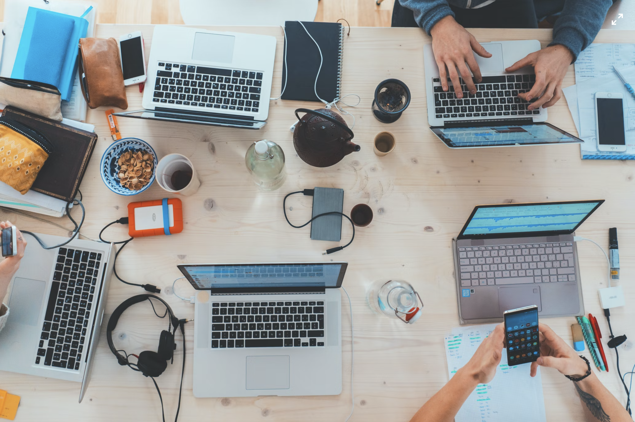 In Her Sight: 6 Expert-Approved Ways to Cultivate a Sense of Urgency at Work