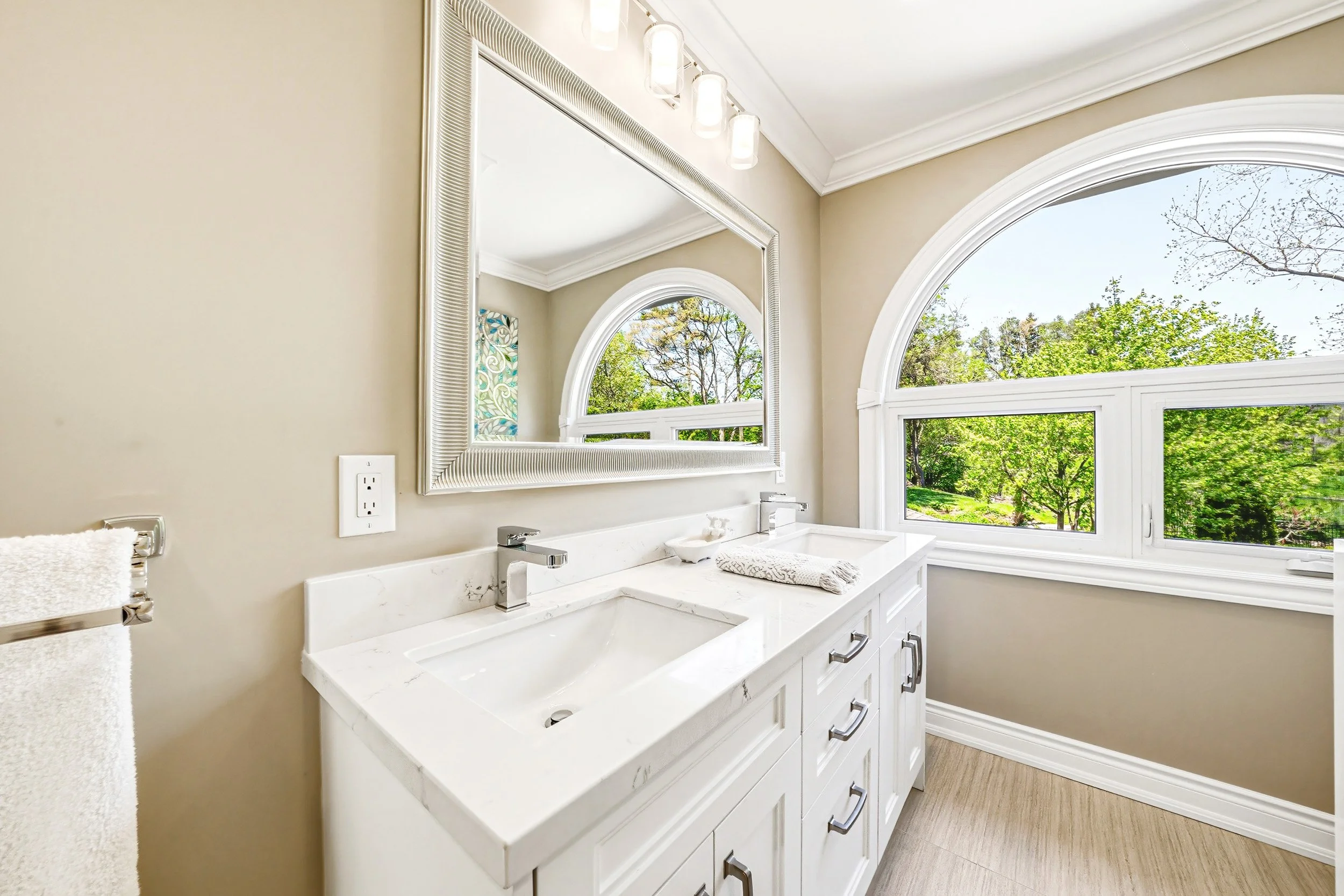 46 - 33 Golfview Cres, Dundas.jpg