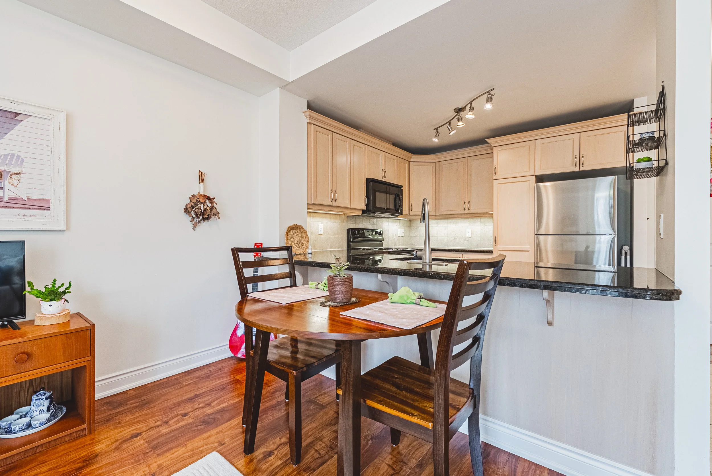 10 - 125 Wilson St W #312, Ancaster.jpg