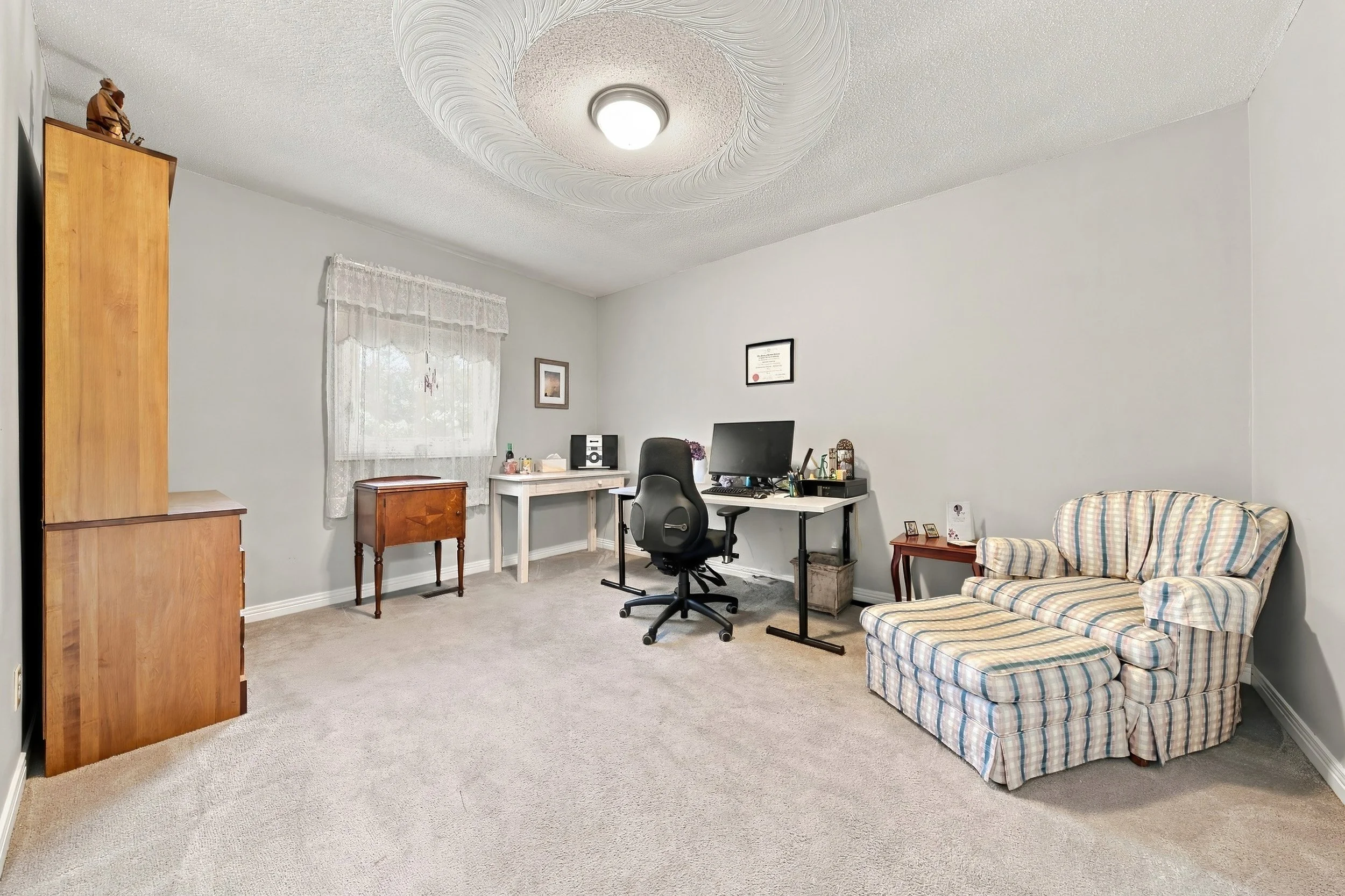 26 - 427 Melanie Cres, Ancaster.jpg