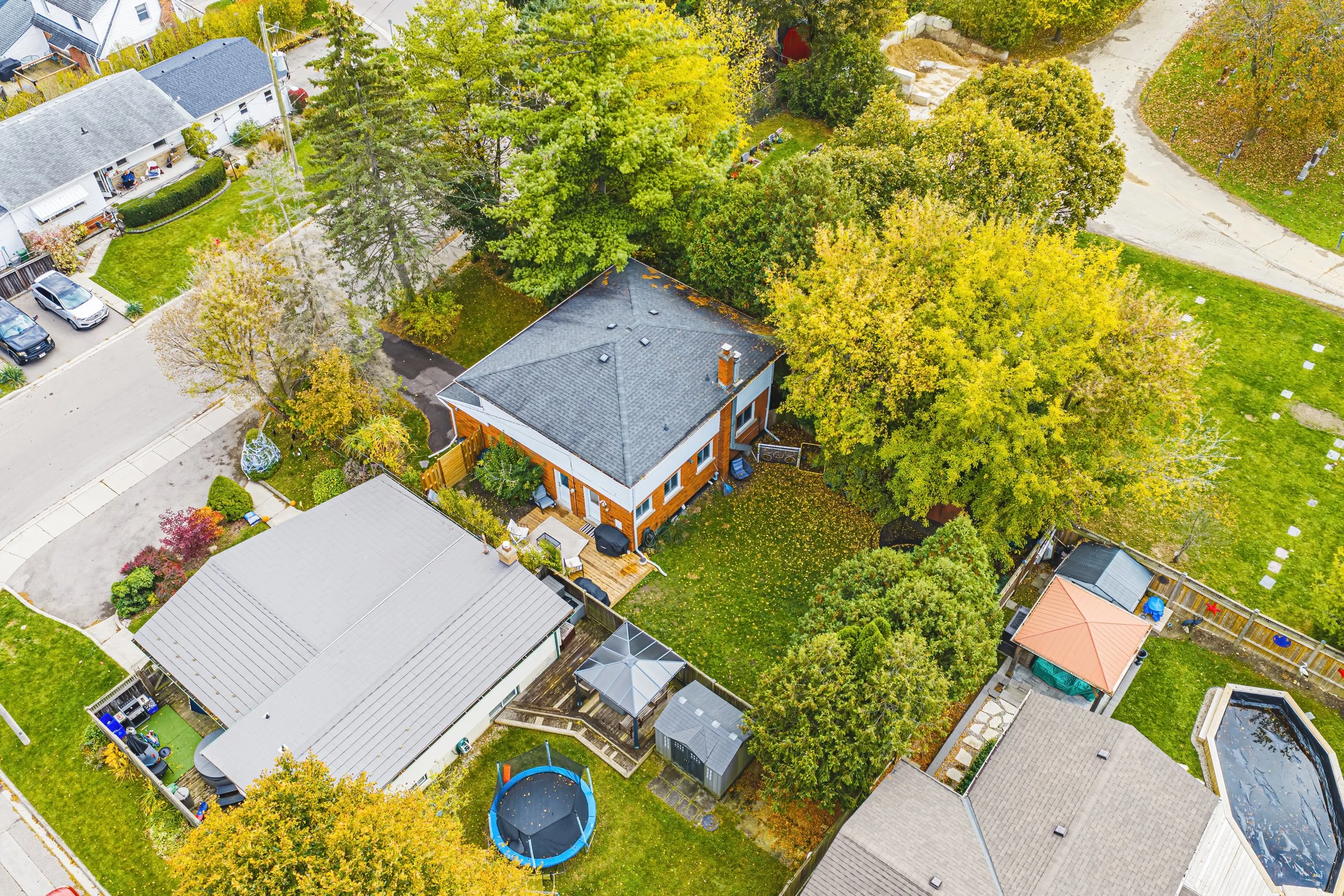 30 - 13 Delsey St, Dundas.jpg