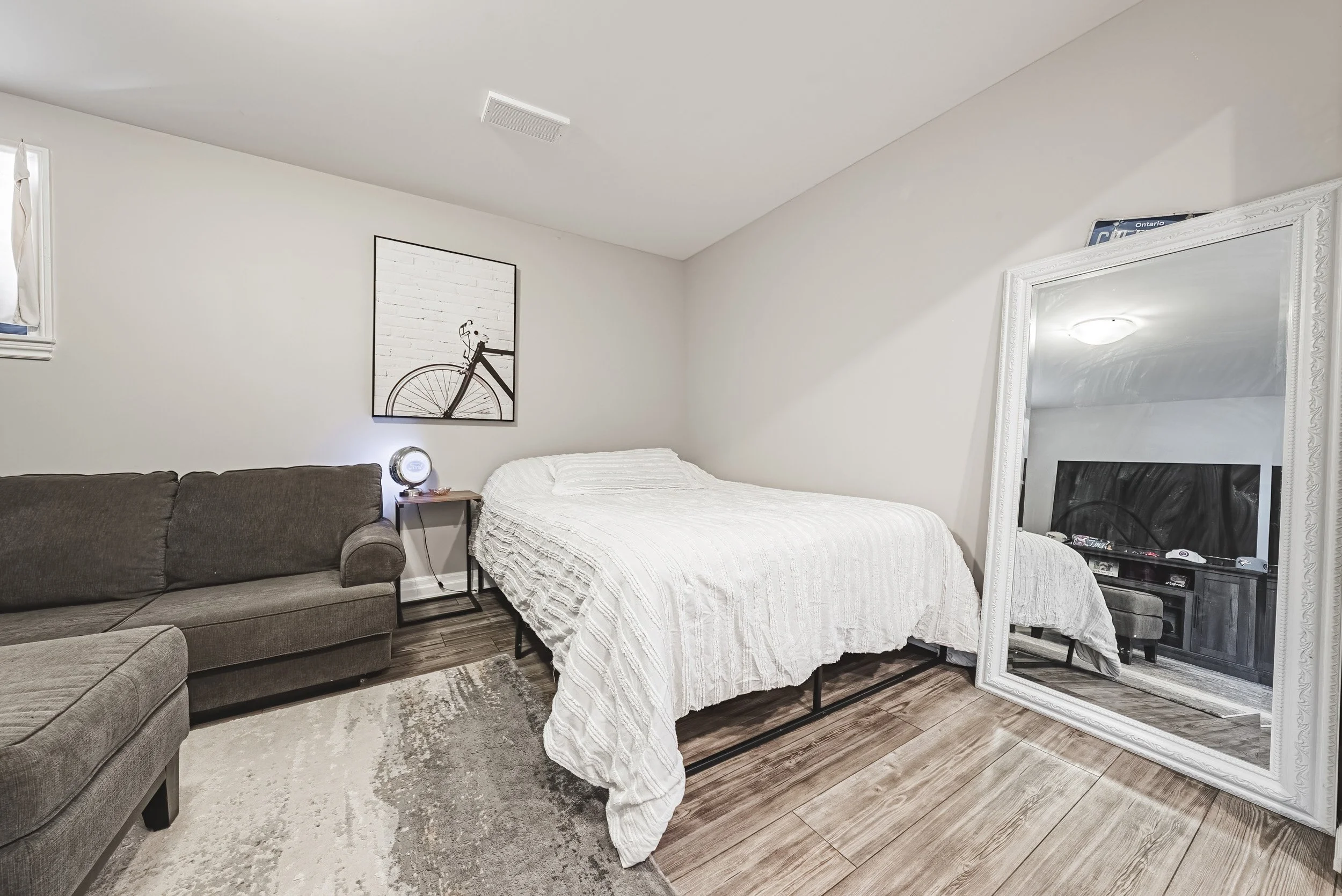 27 - 47 Fuller Dr, Caledonia.jpg