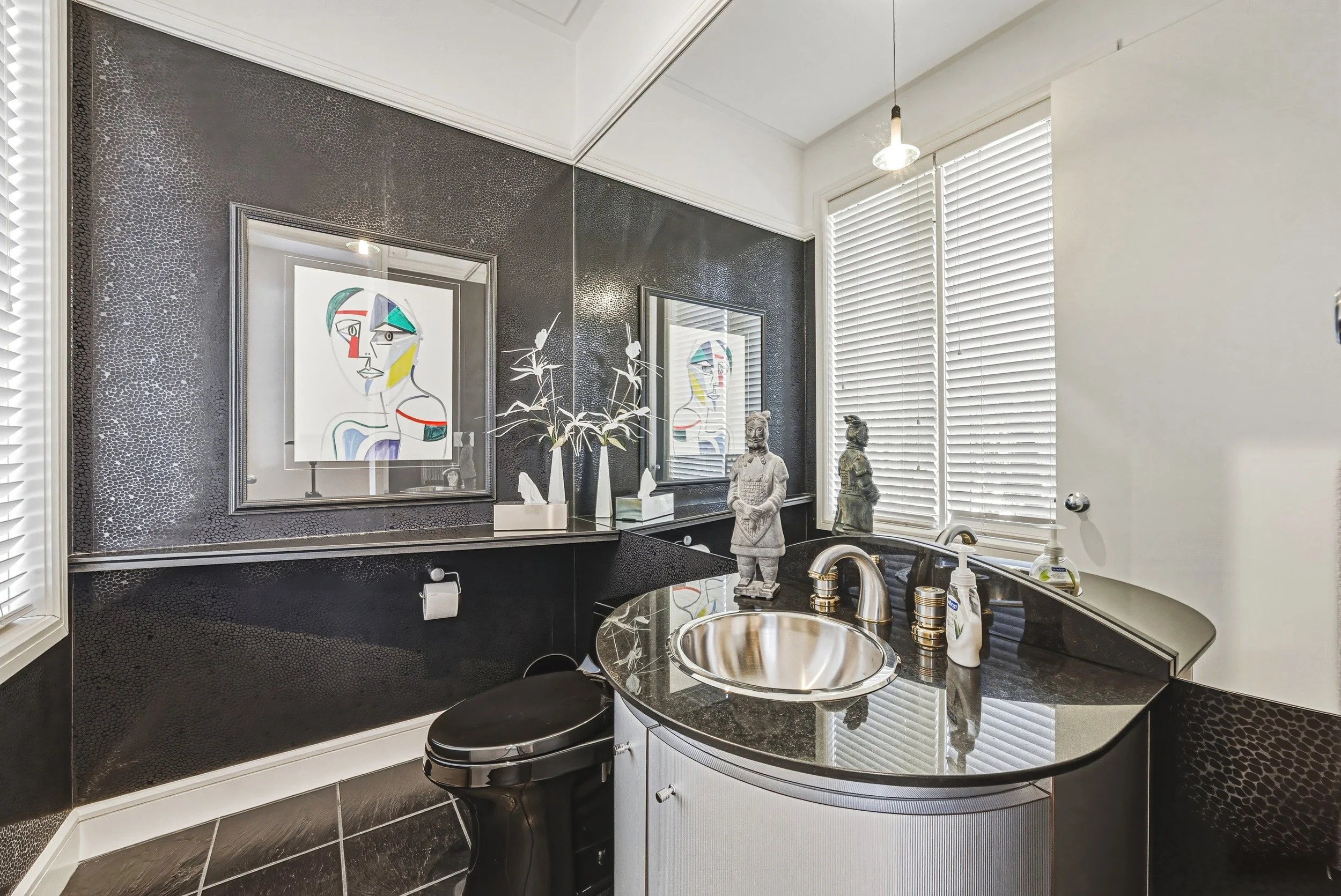 24 - 2 Anslow Court, Dundas.jpg