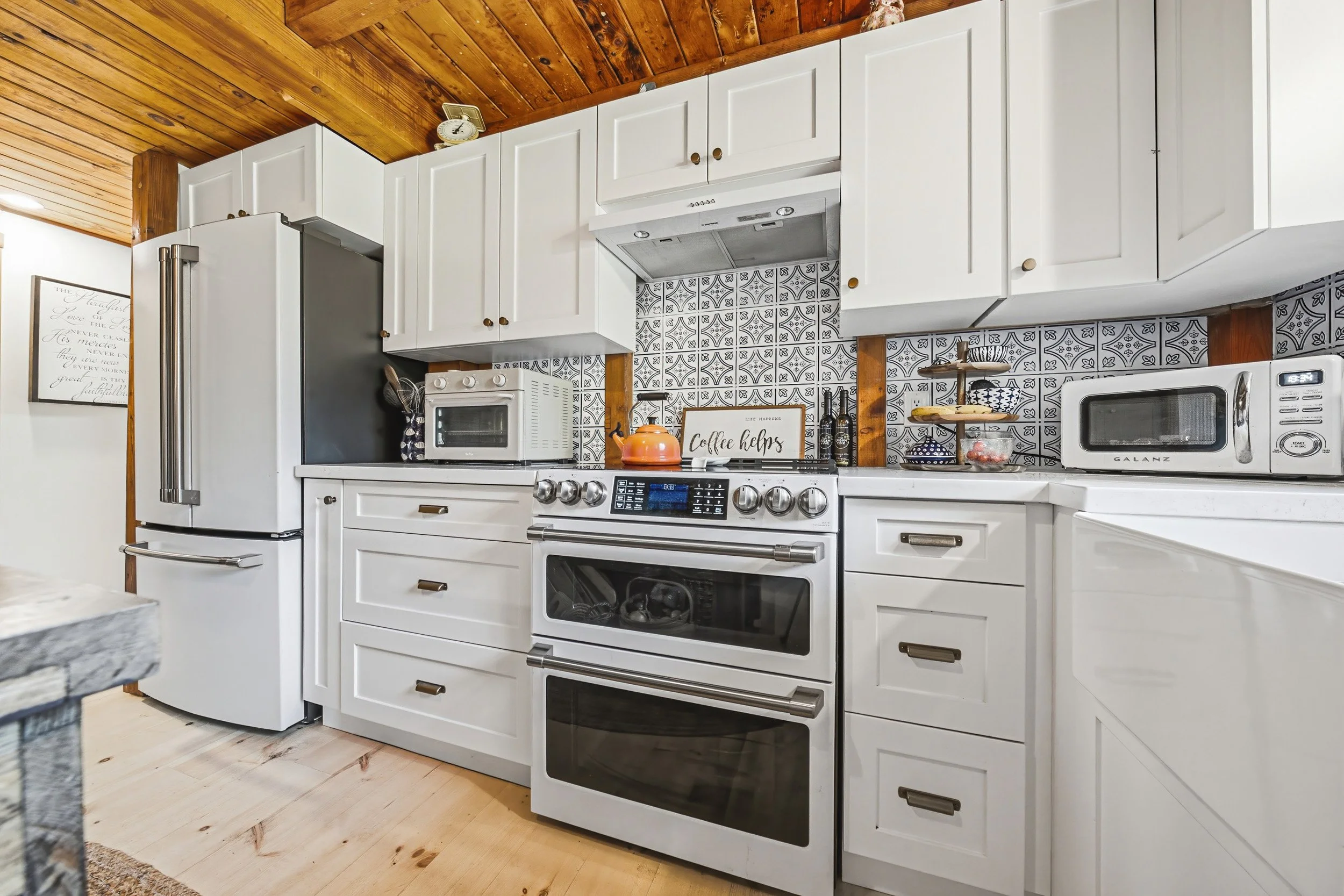 21 - 1548 Mineral Springs Rd, Ancaster.jpg