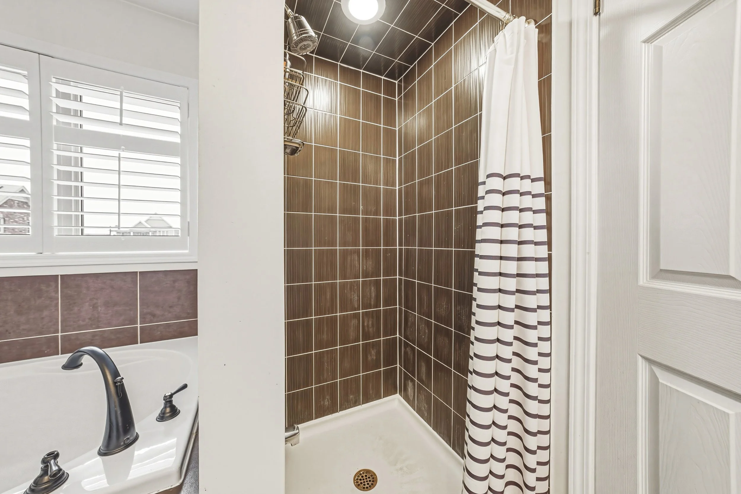 20 - 108 Cleghorn Dr, Binbrook.jpg