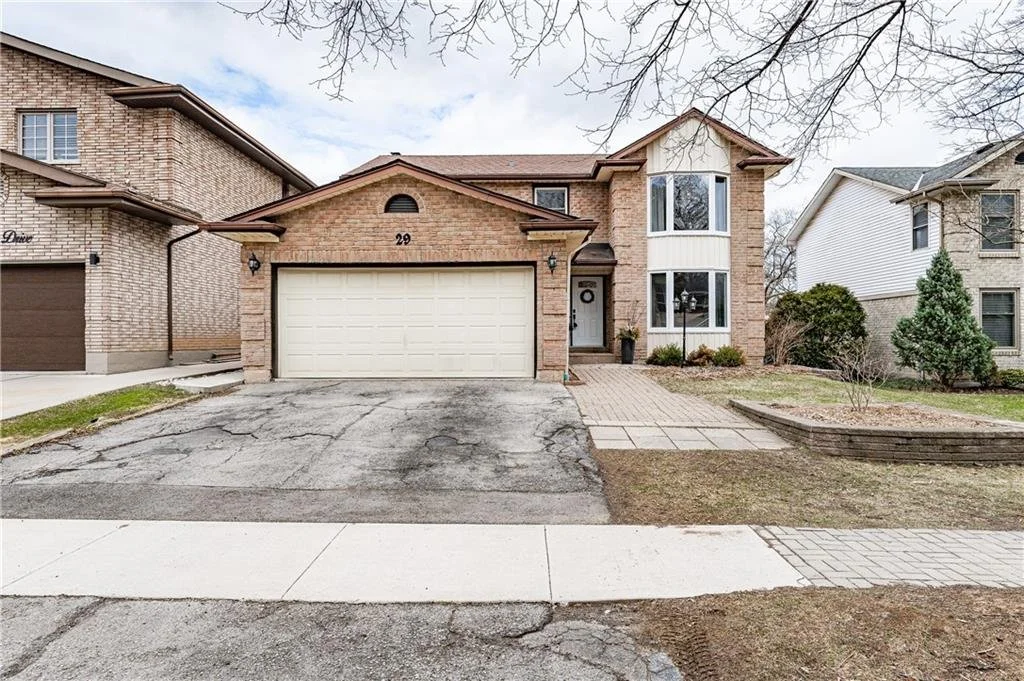 29 Ravine Drive, Dundas