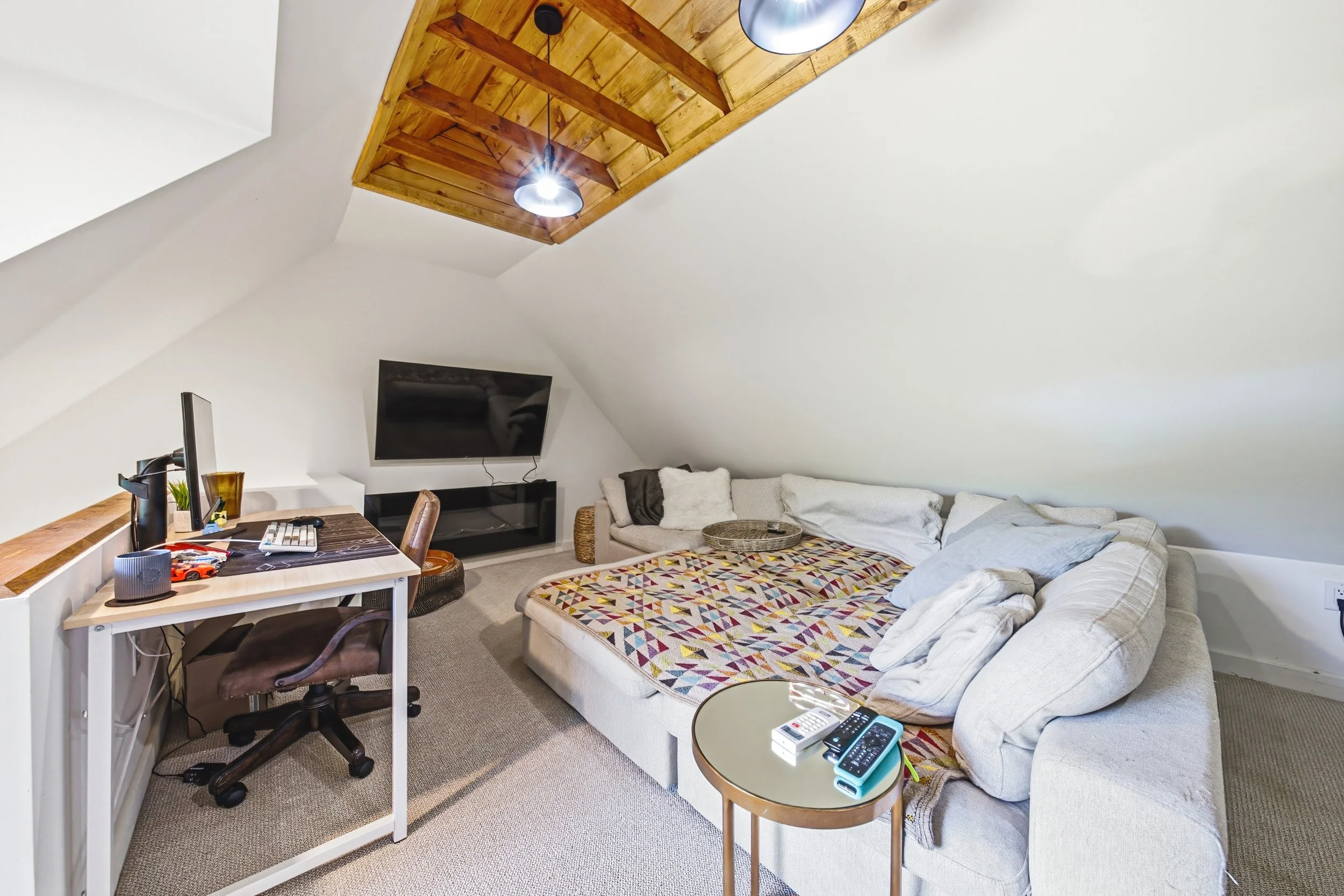 28 - 1548 Mineral Springs Rd, Ancaster.jpg