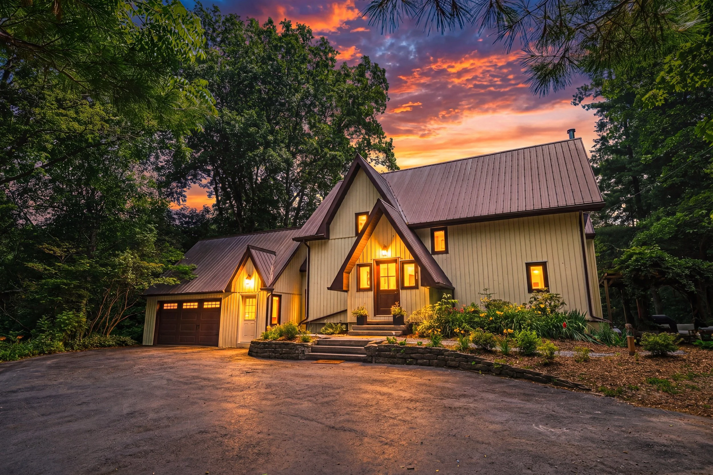 1 - 1548 Mineral Springs Rd, Ancaster.jpg