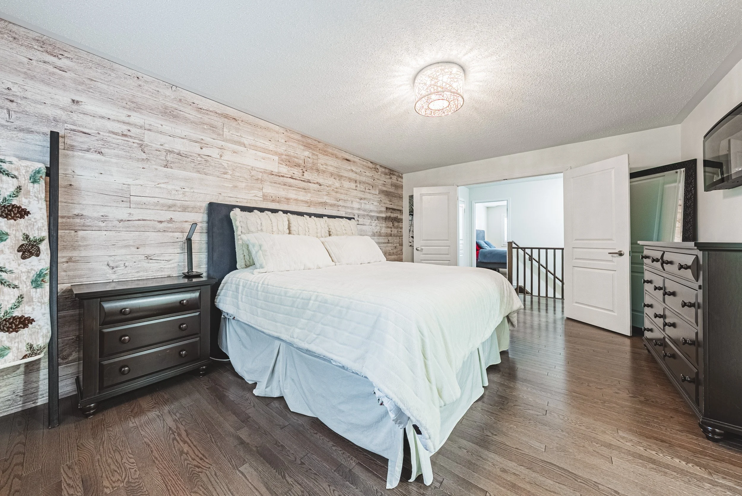 22 - 85 Peer Court, Ancaster.jpg