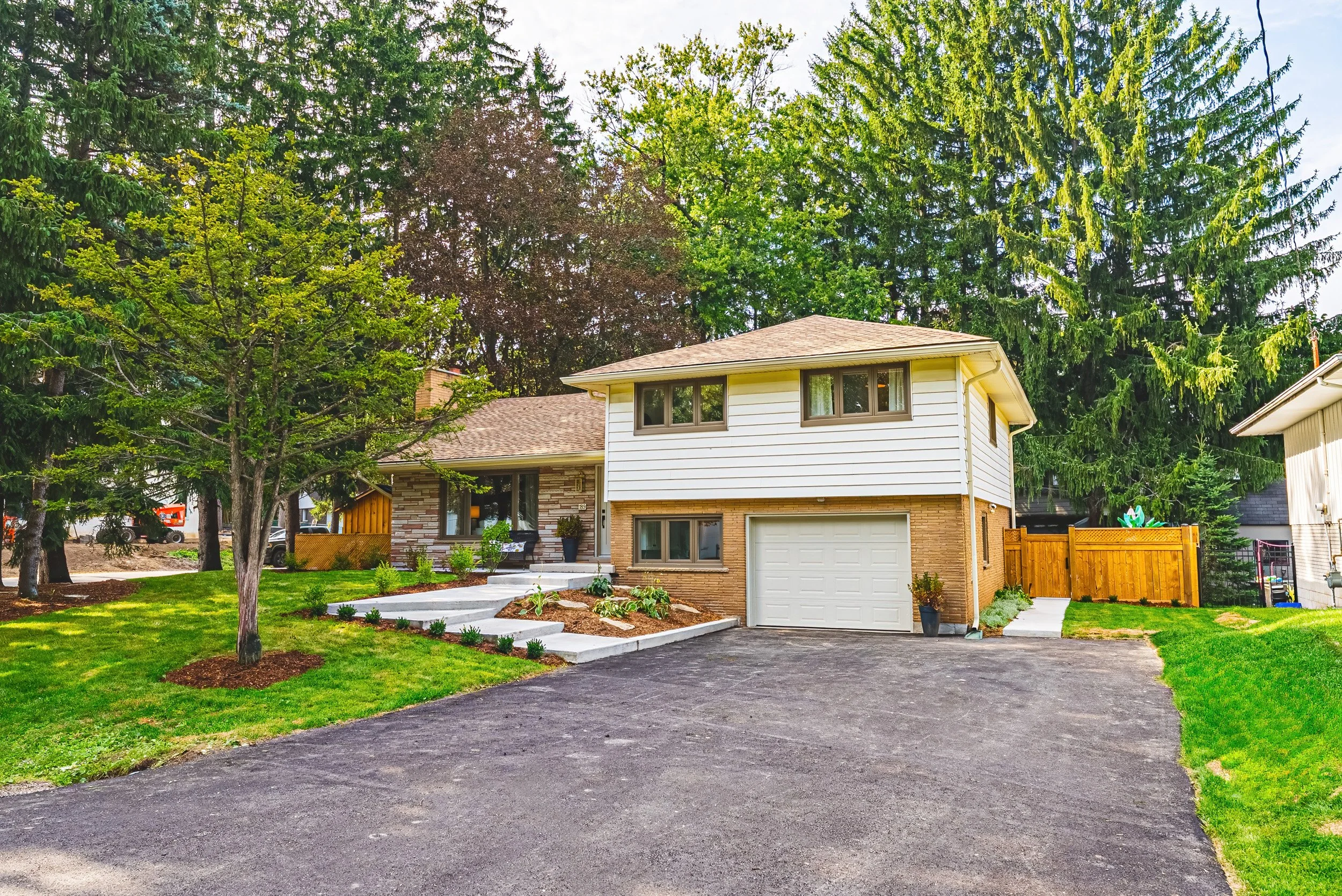 2 - 189 Taylor Rd, Ancaster.jpg
