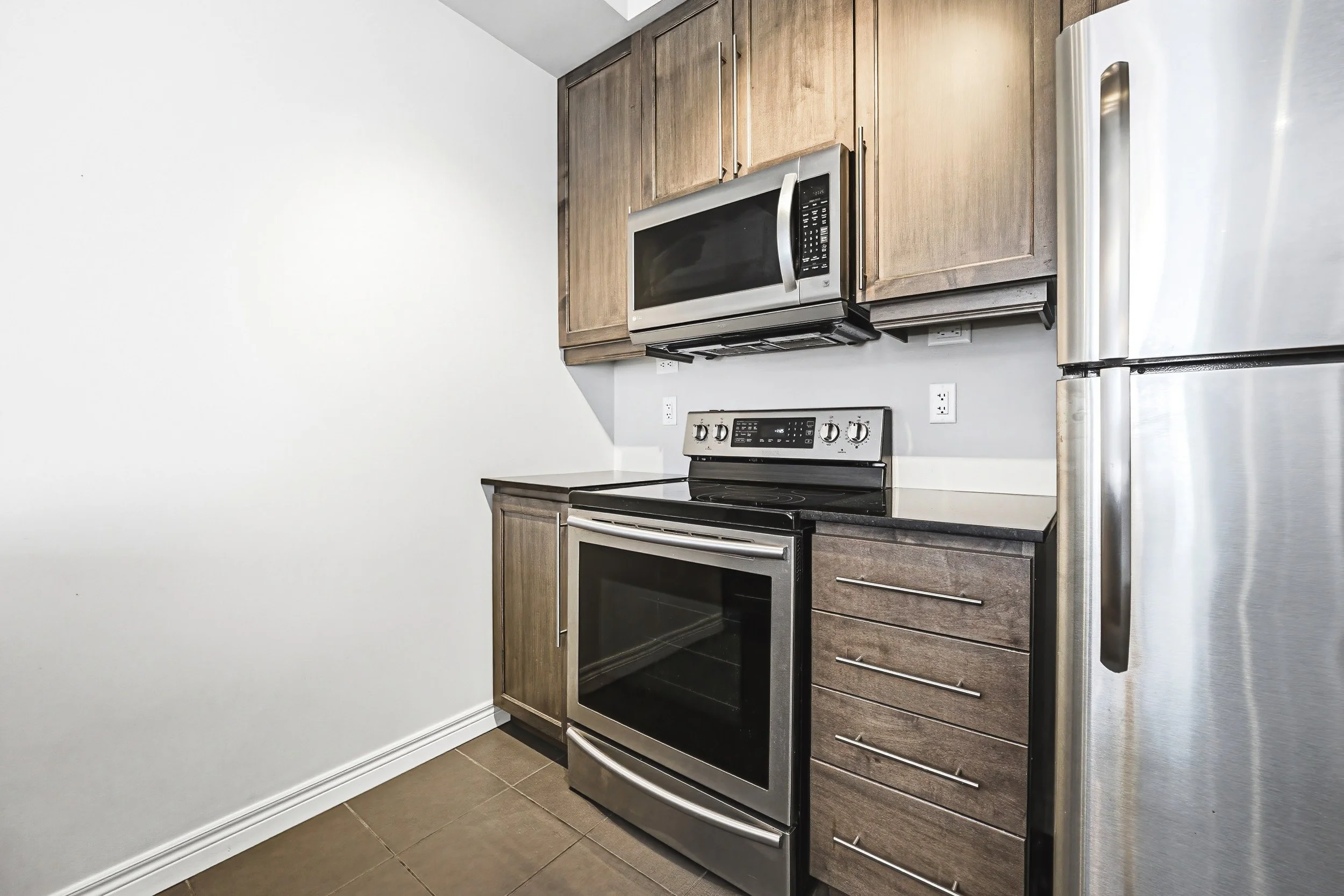 15 - 4 Bird Lane, Ancaster.jpg