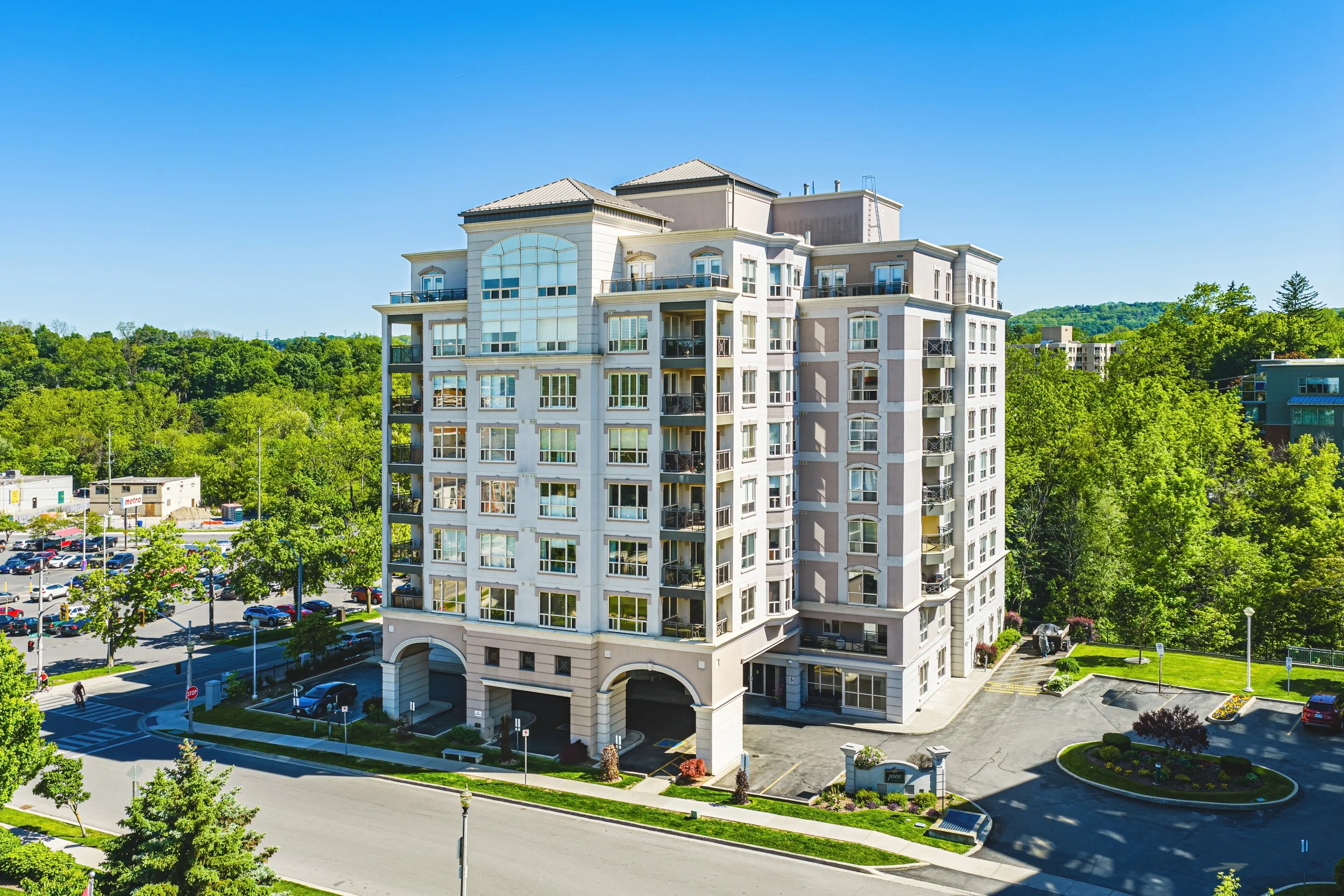3 - 1000 Creekside Dr #204. Dundas.jpg