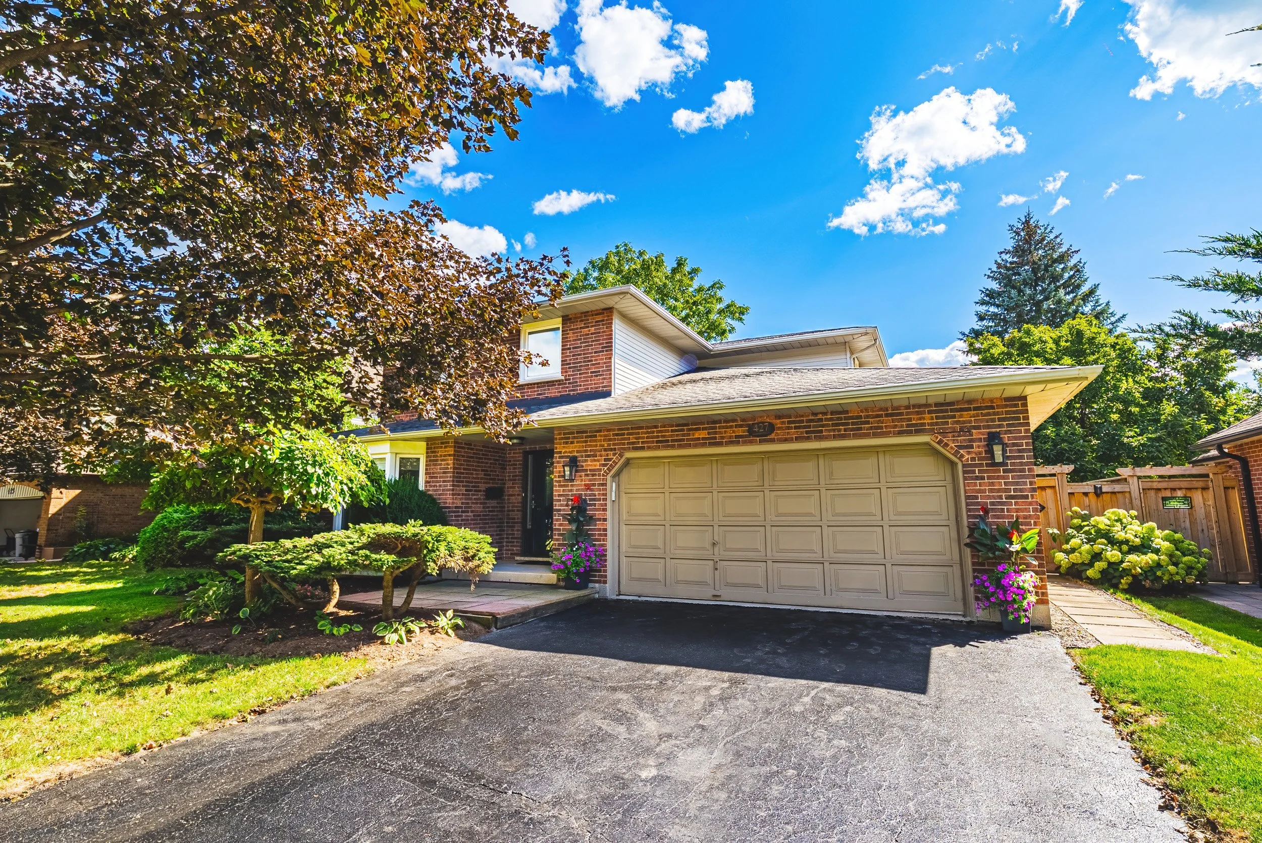 2 - 427 Melanie Cres, Ancaster.jpg
