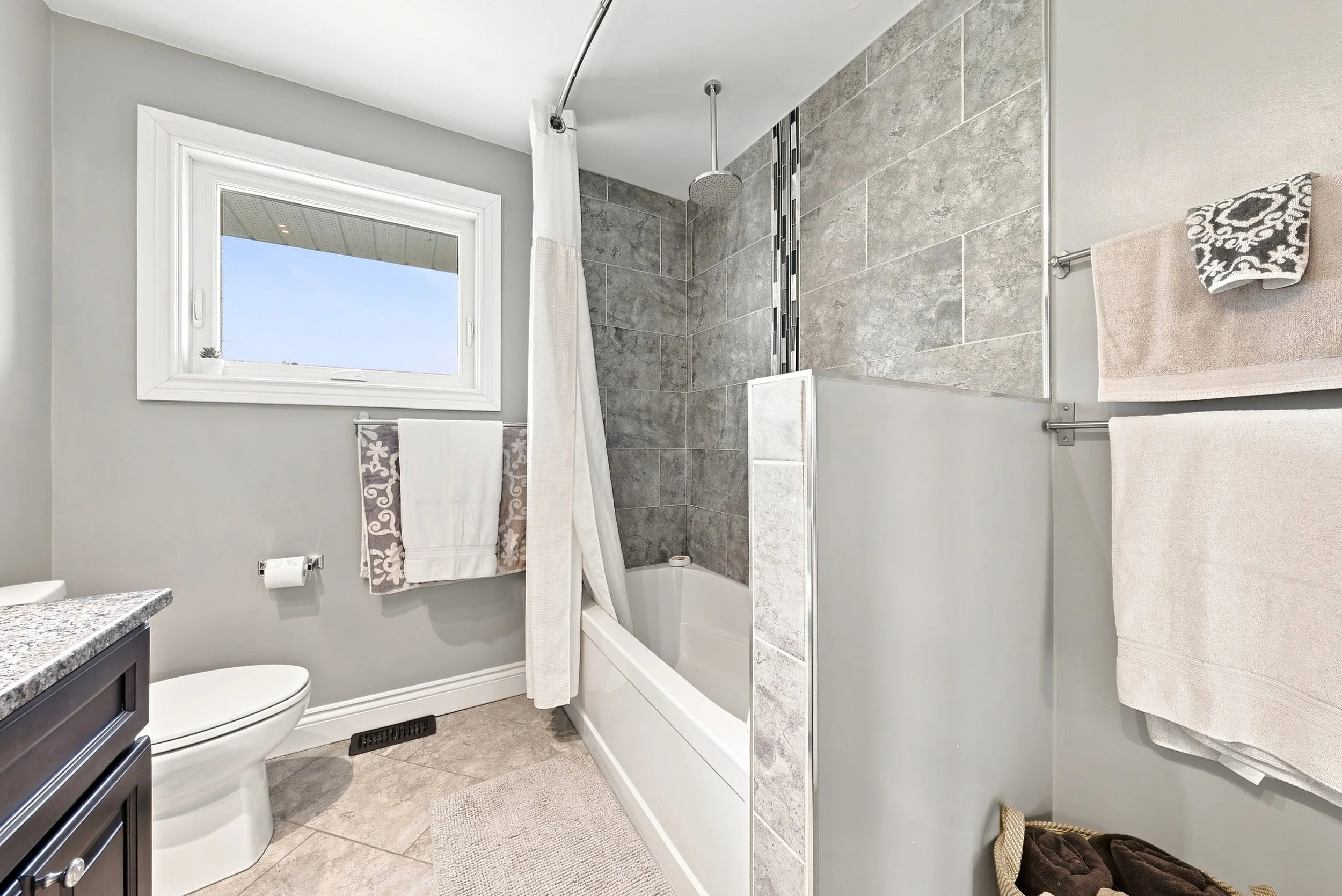 20 - 83 Sour Springs Rd, Brantford.jpg