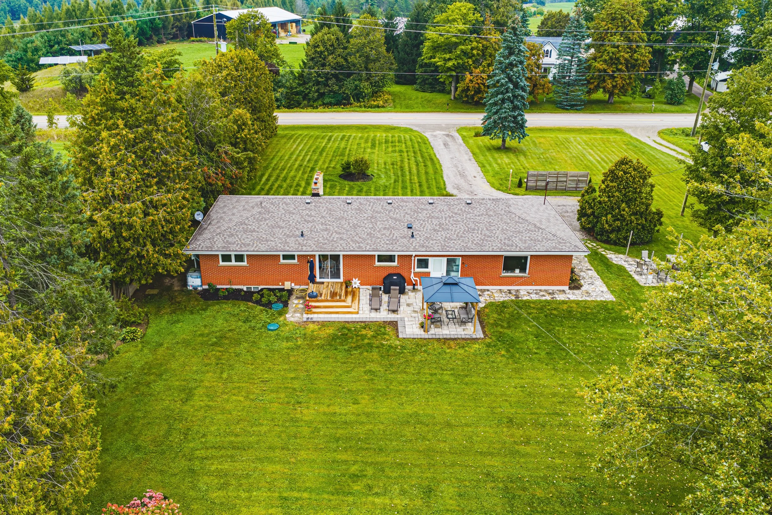32 - 83 Sour Springs Rd, Brantford.jpg