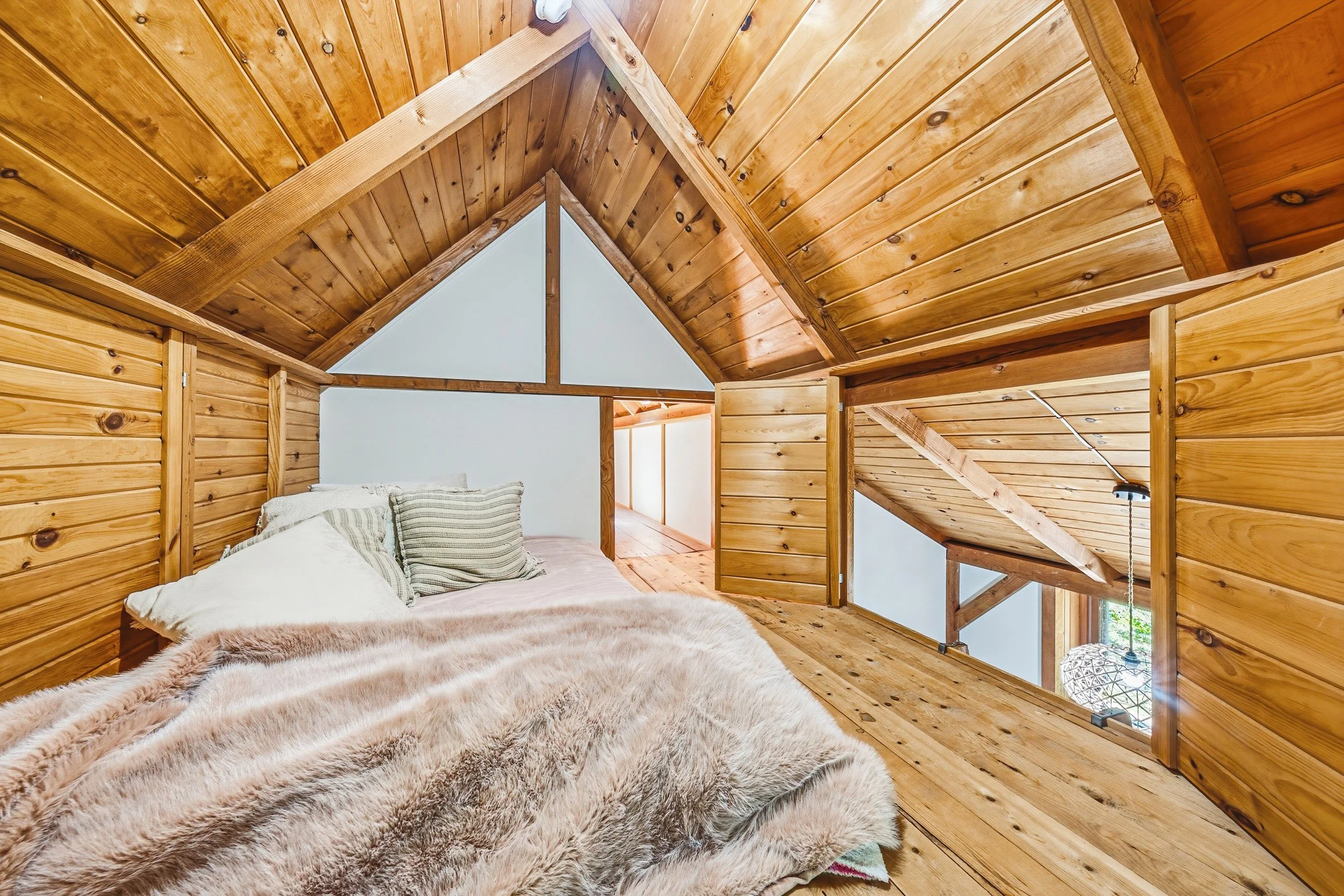 42 - 1548 Mineral Springs Rd, Ancaster.jpg