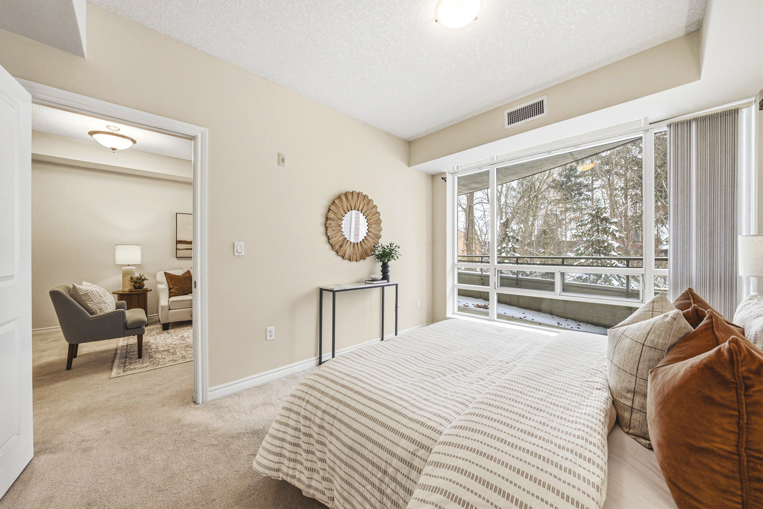 19 - 125 Wilson St W #214, Ancaster.jpg