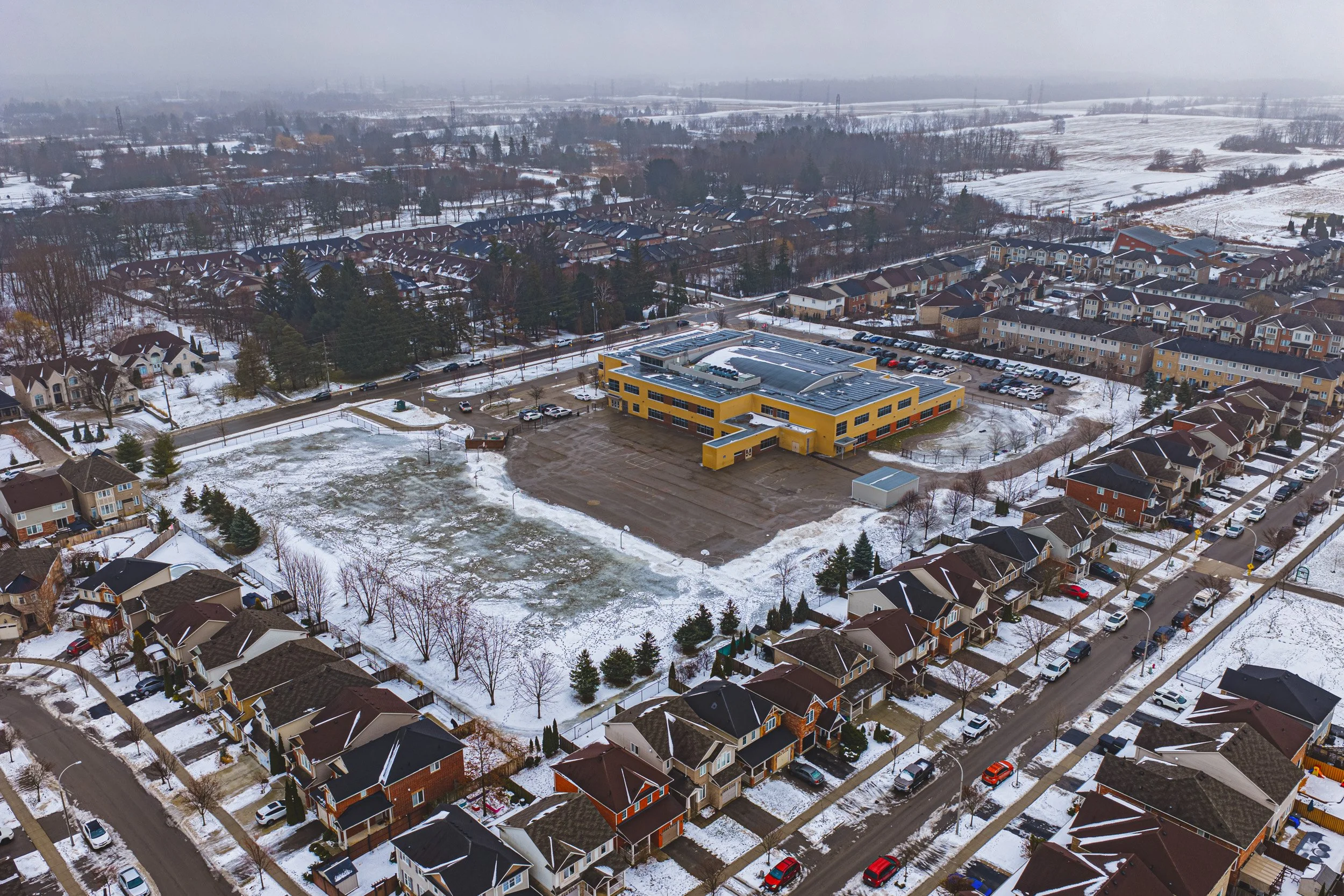 51 - 85 Peer Court, Ancaster.jpg