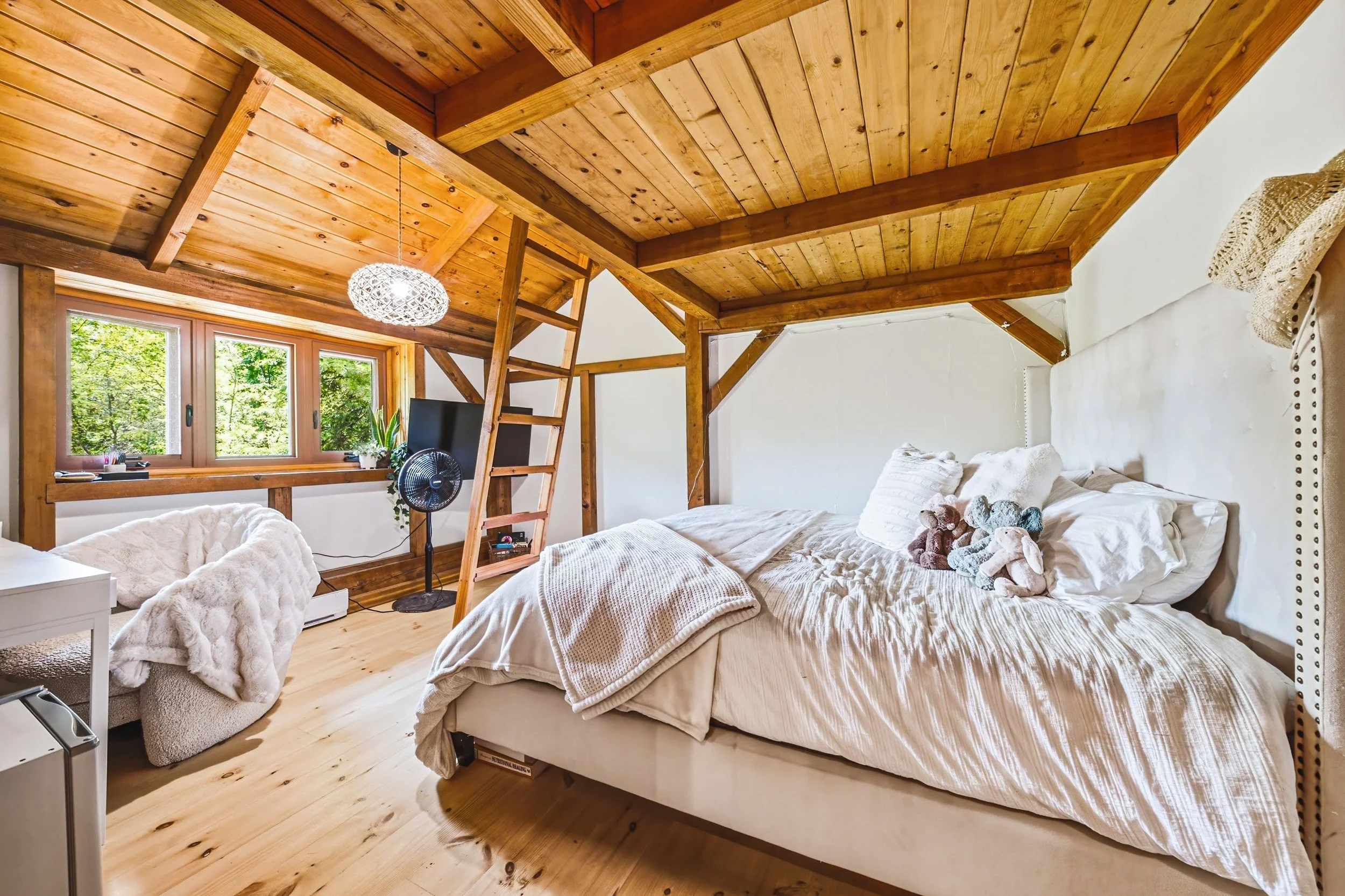 40 - 1548 Mineral Springs Rd, Ancaster.jpg