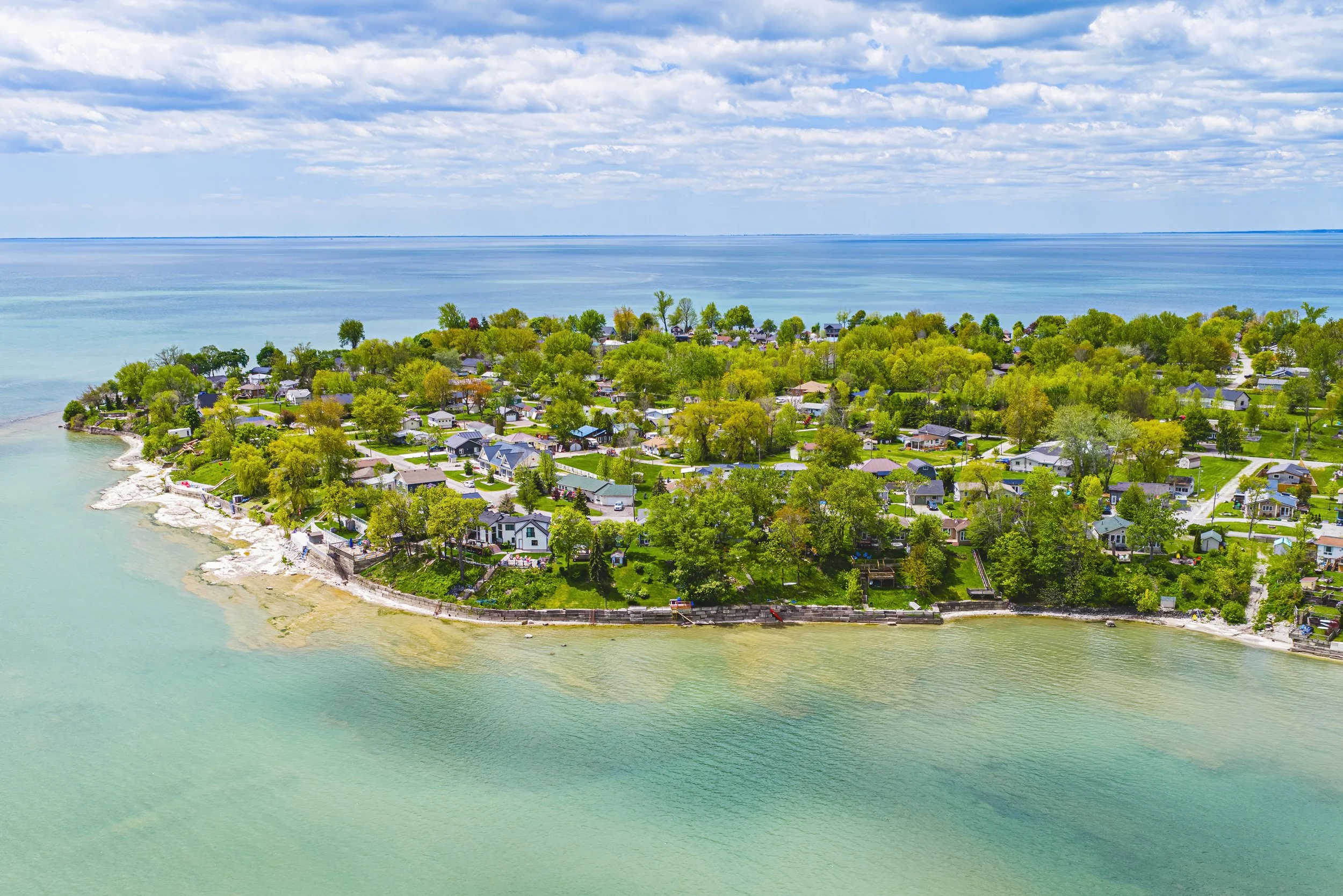1 - 52 Wilcox Drive, Peacock Point.jpg