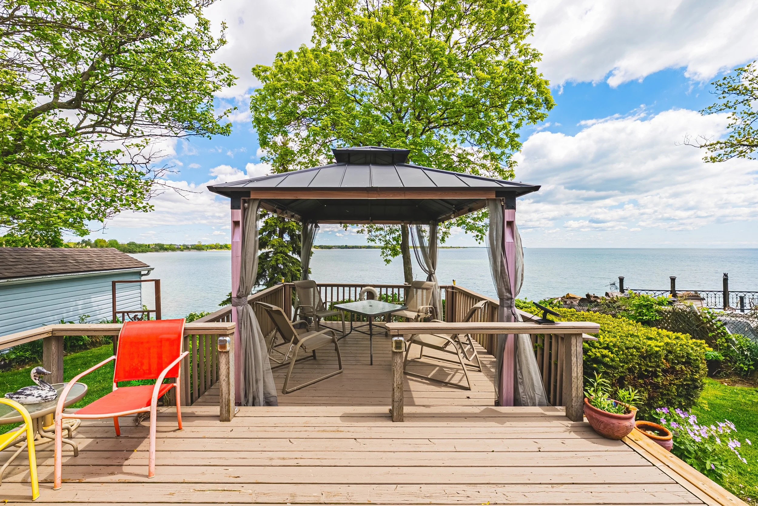 31 - 52 Wilcox Drive, Peacock Point.jpg