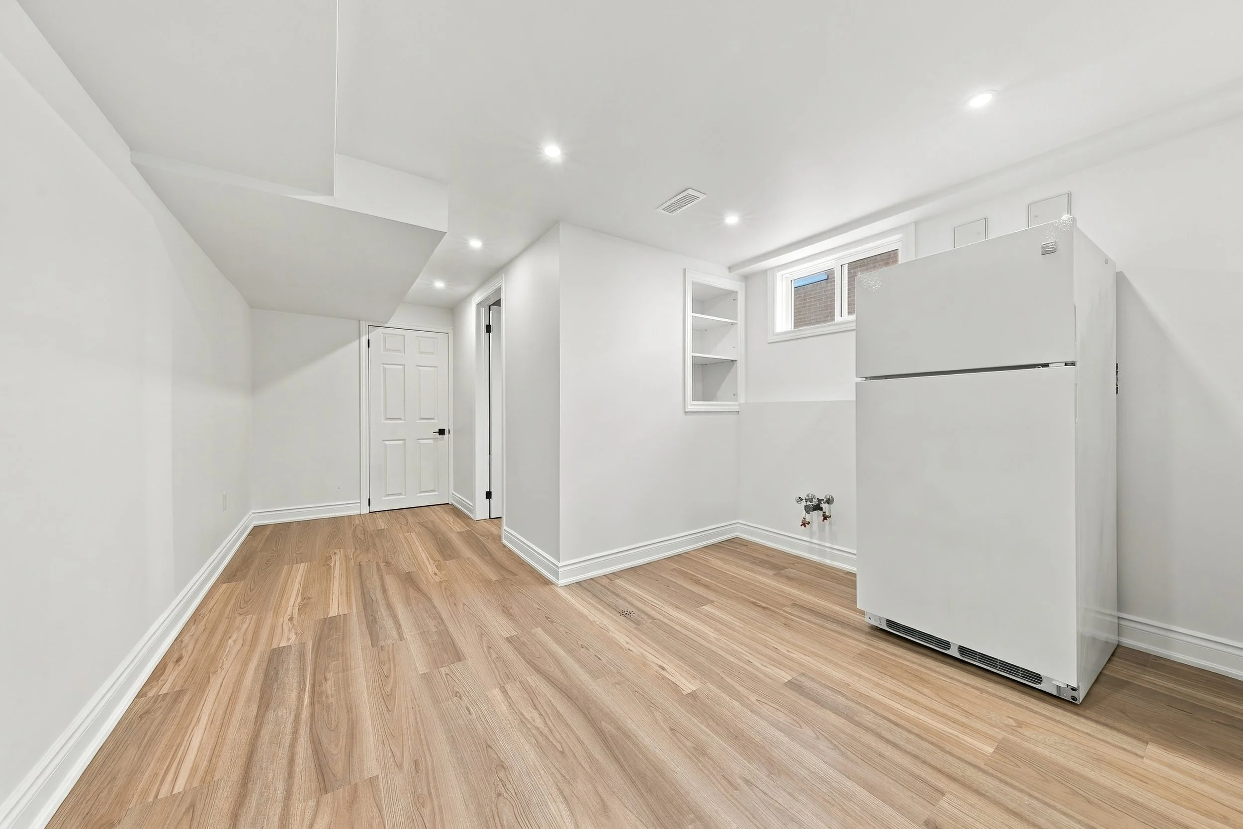 18 - 206 Warren Ave, Hamilton.jpg