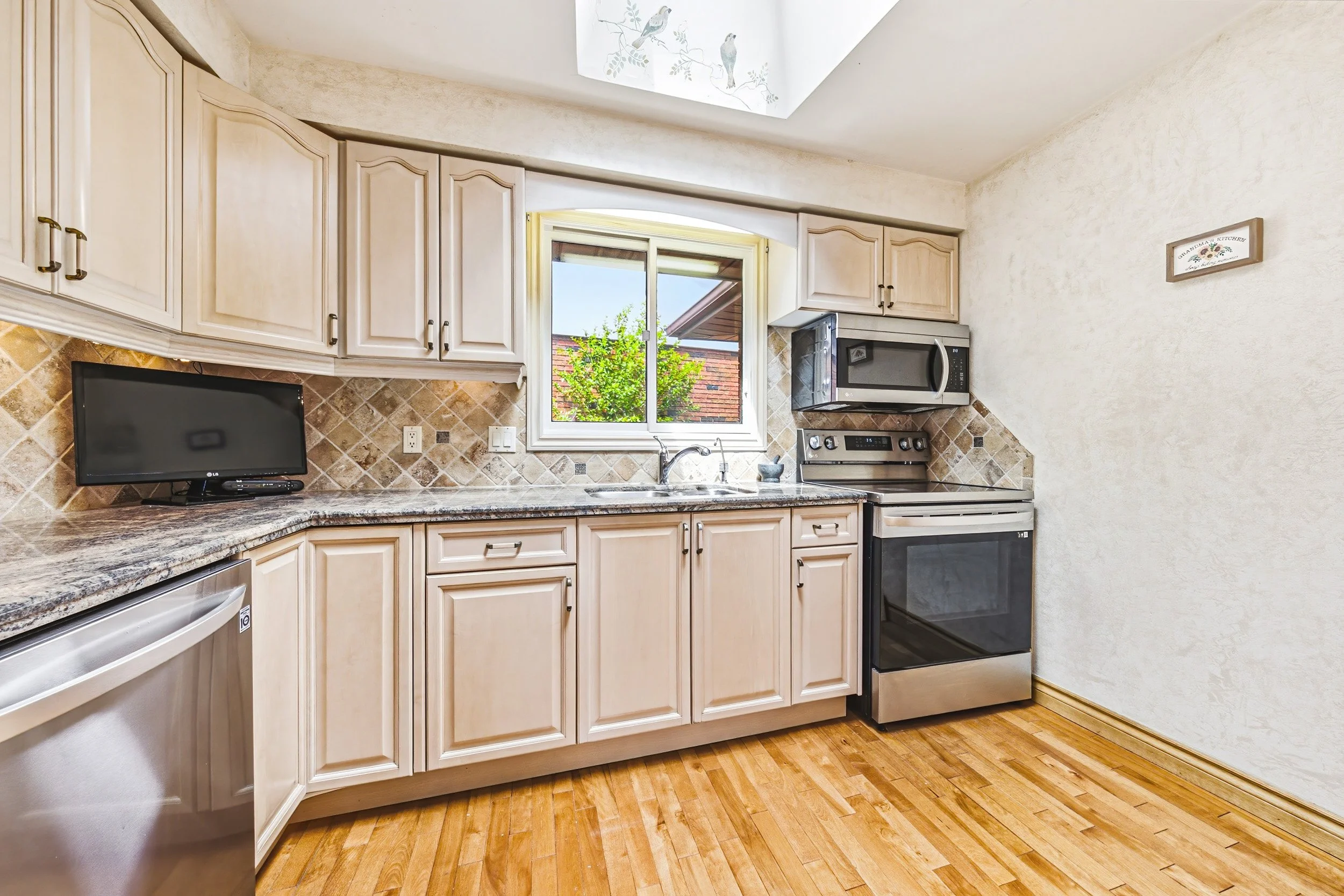 12 - 35 Audubon St S, Stoney Creek.jpg