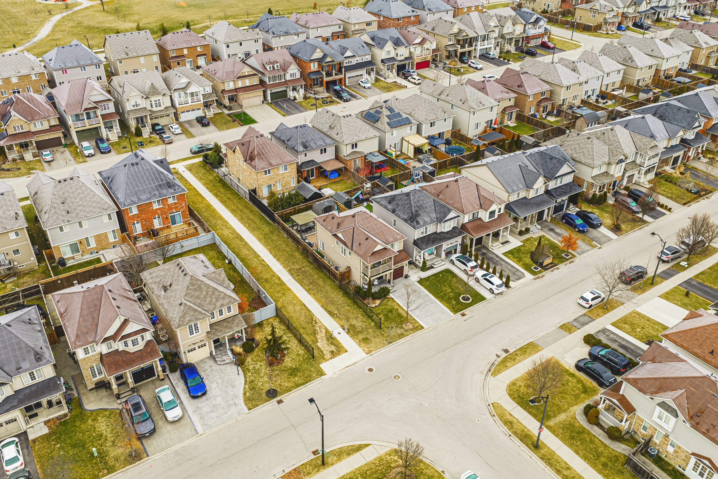 38 - 108 Cleghorn Dr, Binbrook.jpg