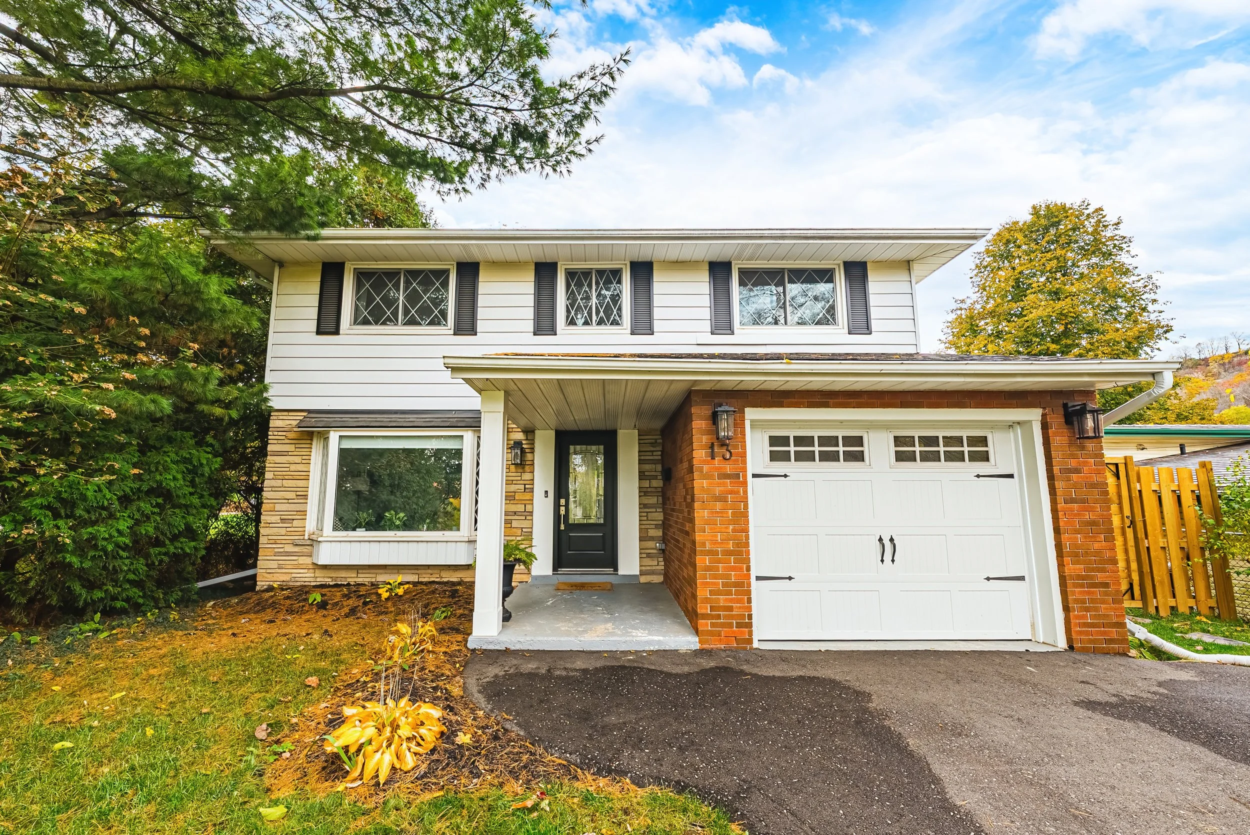 2 - 13 Delsey St, Dundas.jpg
