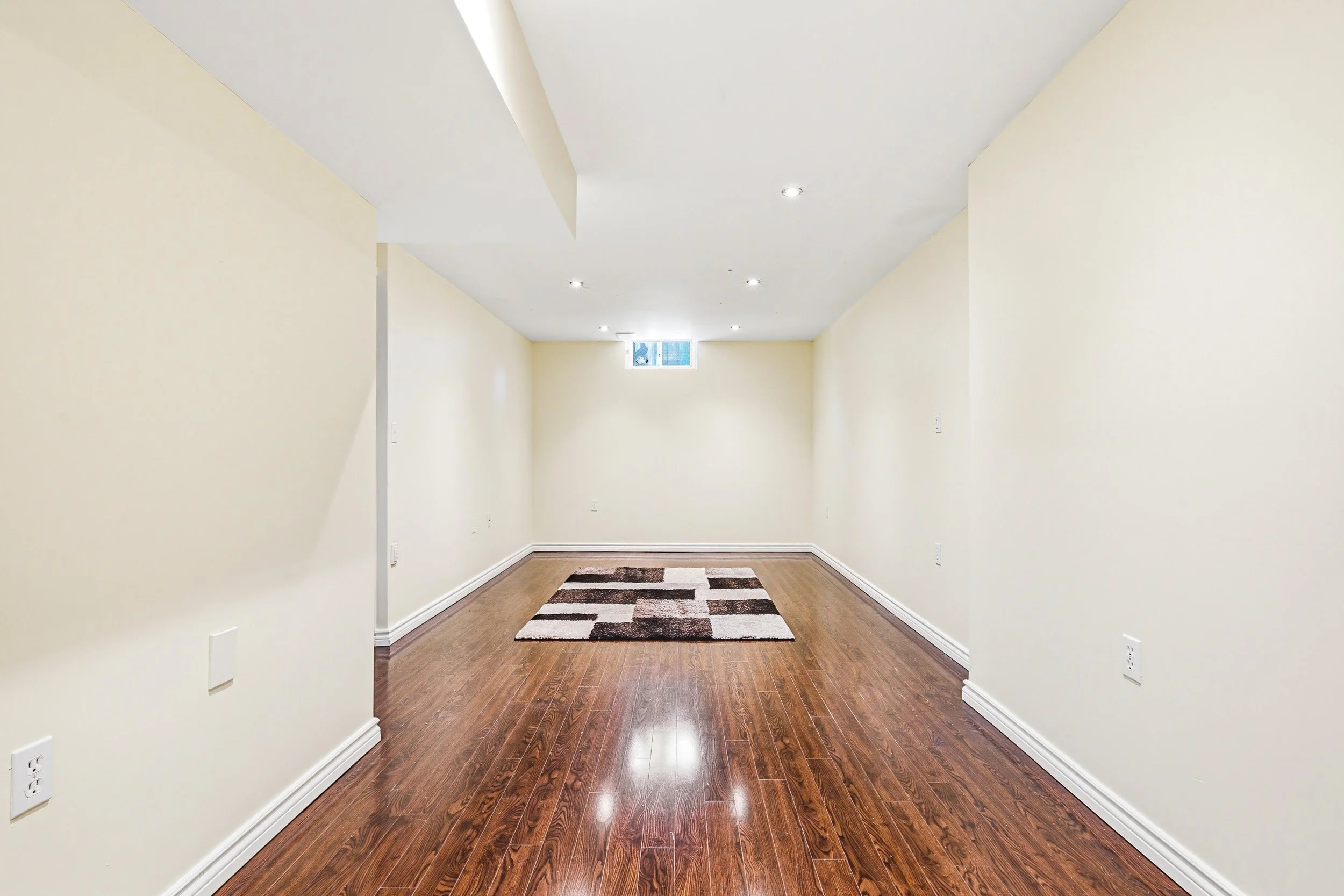 29 - 1000 Upper Paradise Rd #8, Hamilton.jpg