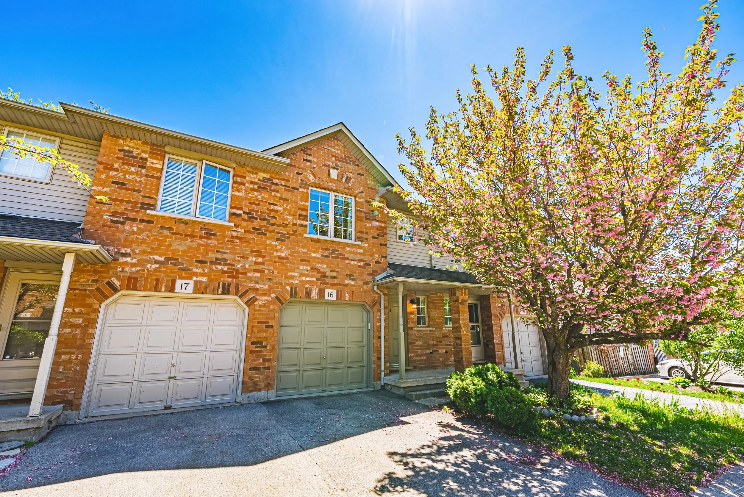 2 - 1000 Upper Paradise Rd #16, Hamilton.jpg