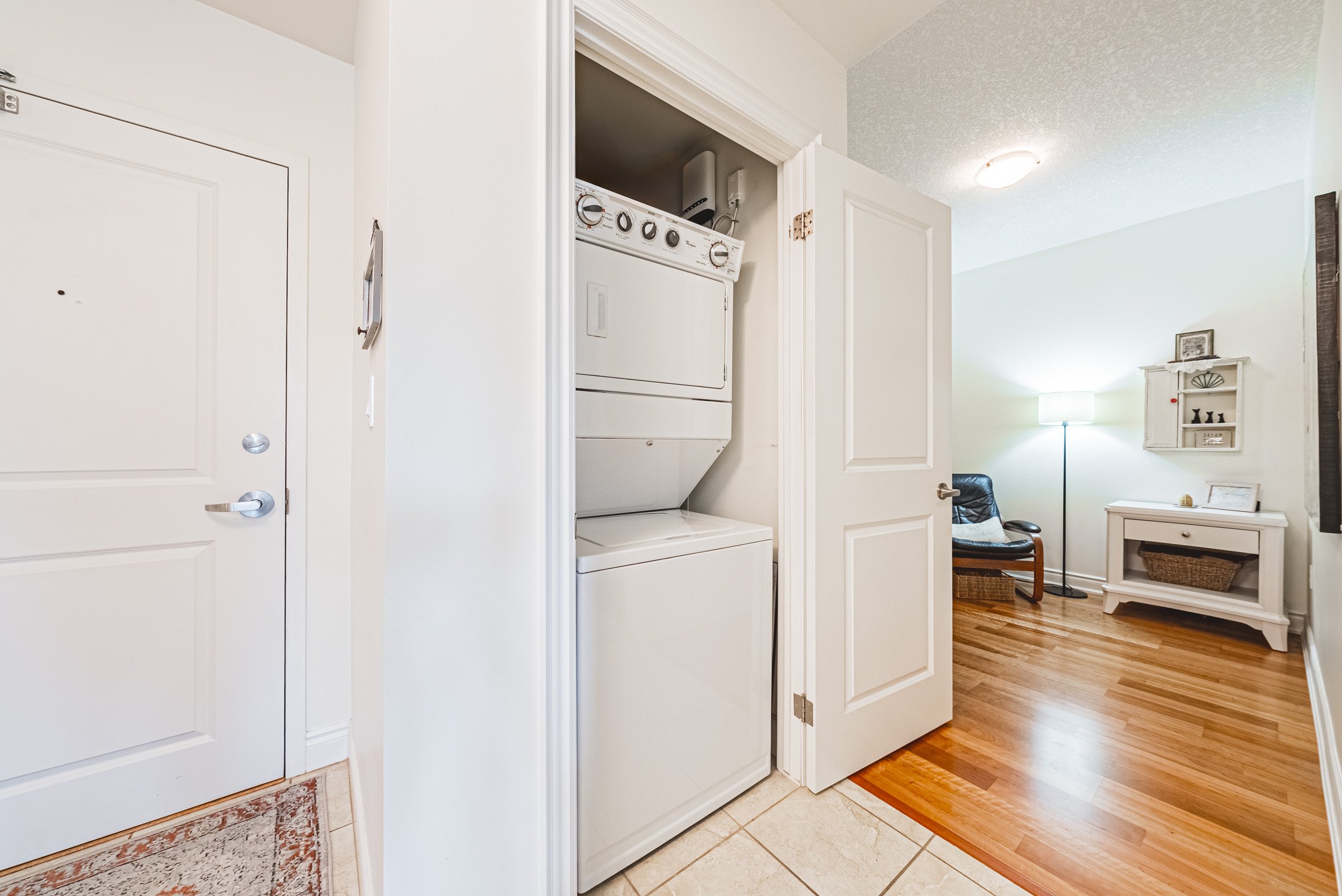 21 - 125 Wilson St W #312, Ancaster.jpg
