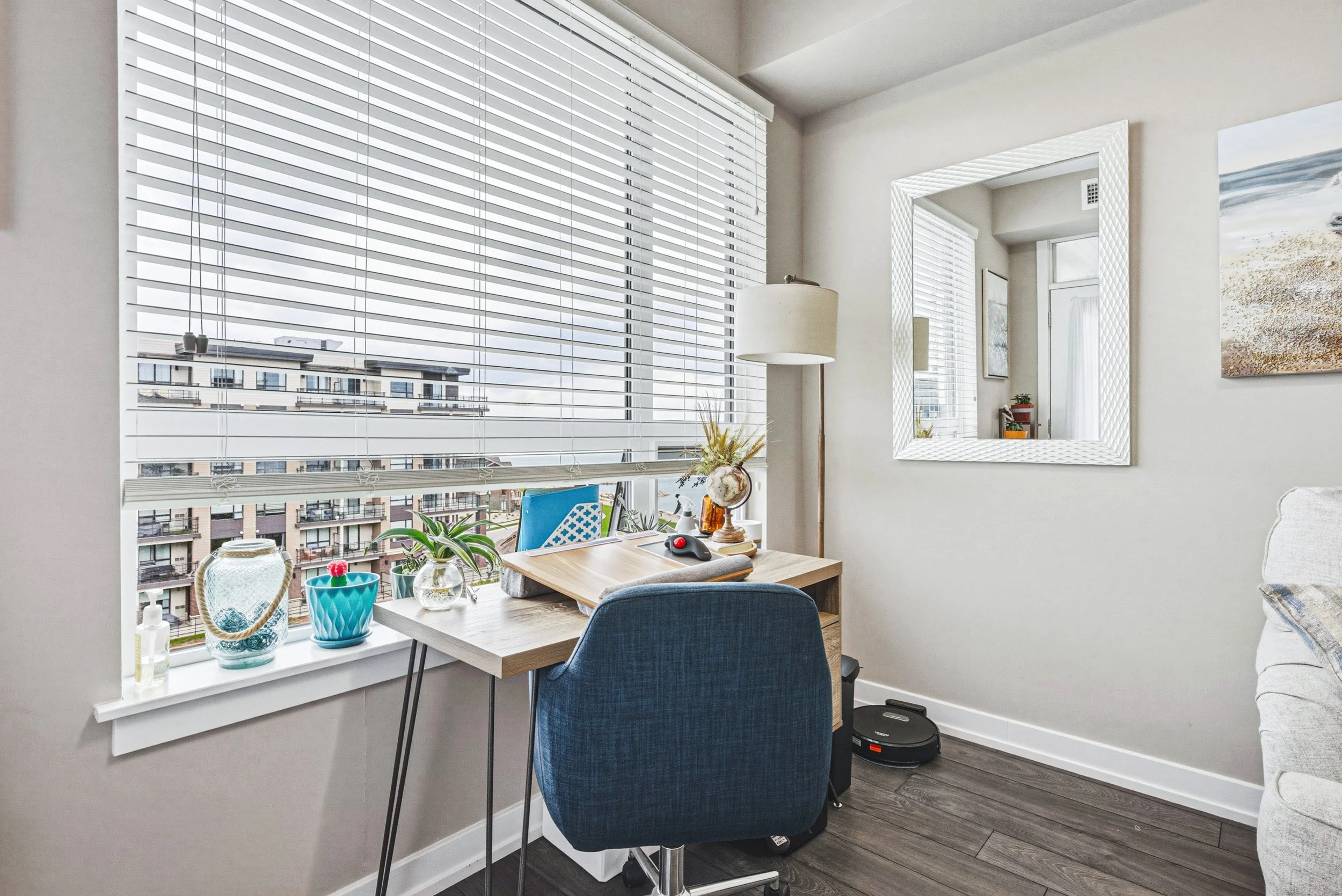 14 - 10 Esplanade Ln #519, Grimsby.jpg