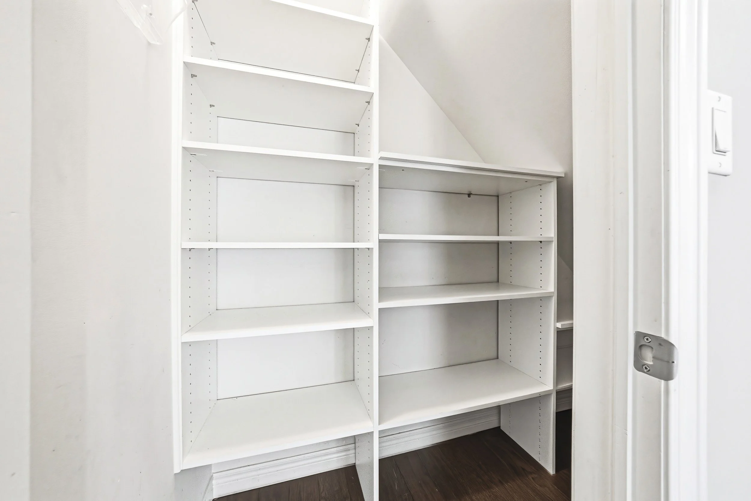 16 - 4 Bird Lane, Ancaster.jpg