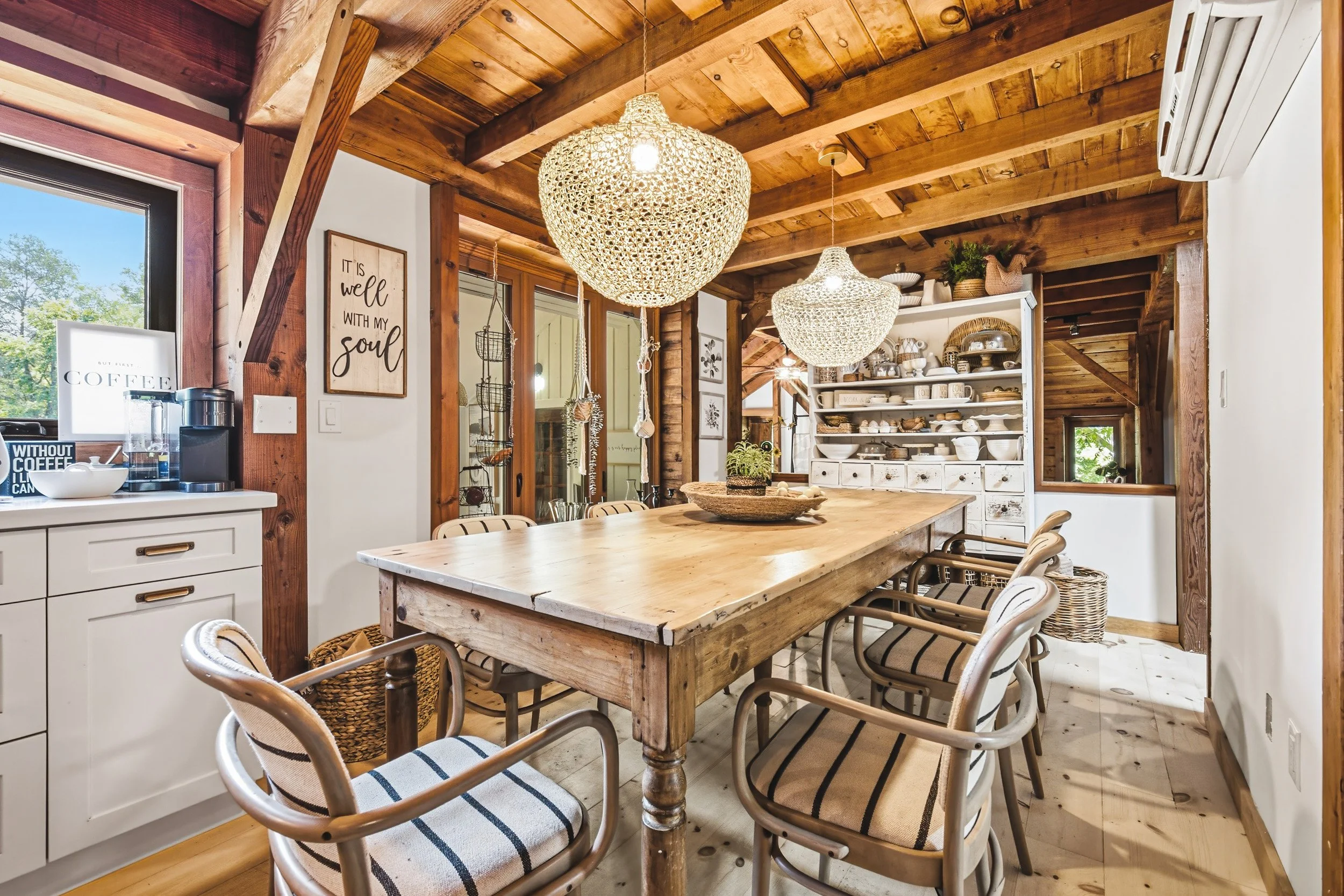 22 - 1548 Mineral Springs Rd, Ancaster.jpg