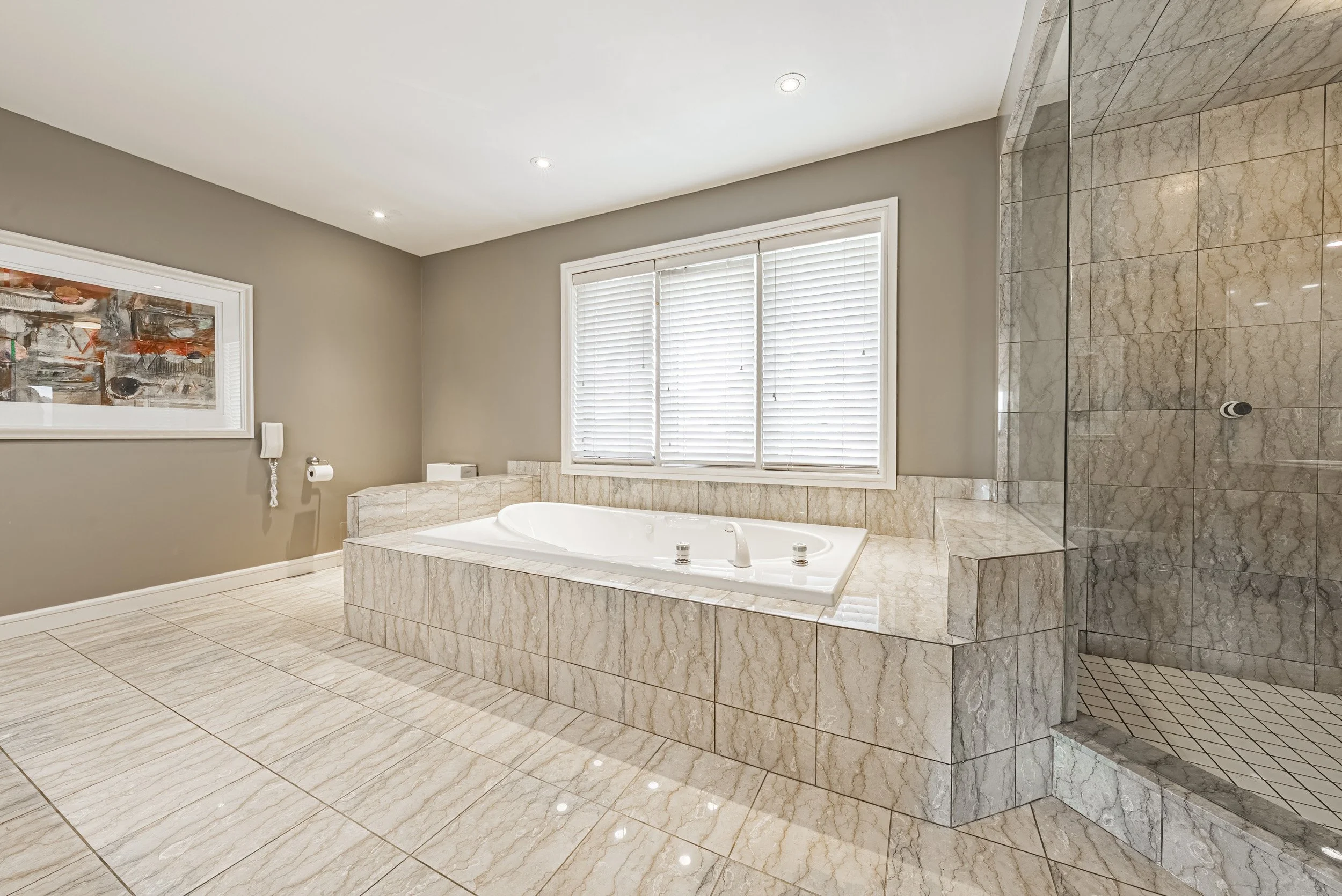 33 - 2 Anslow Court, Dundas.jpg