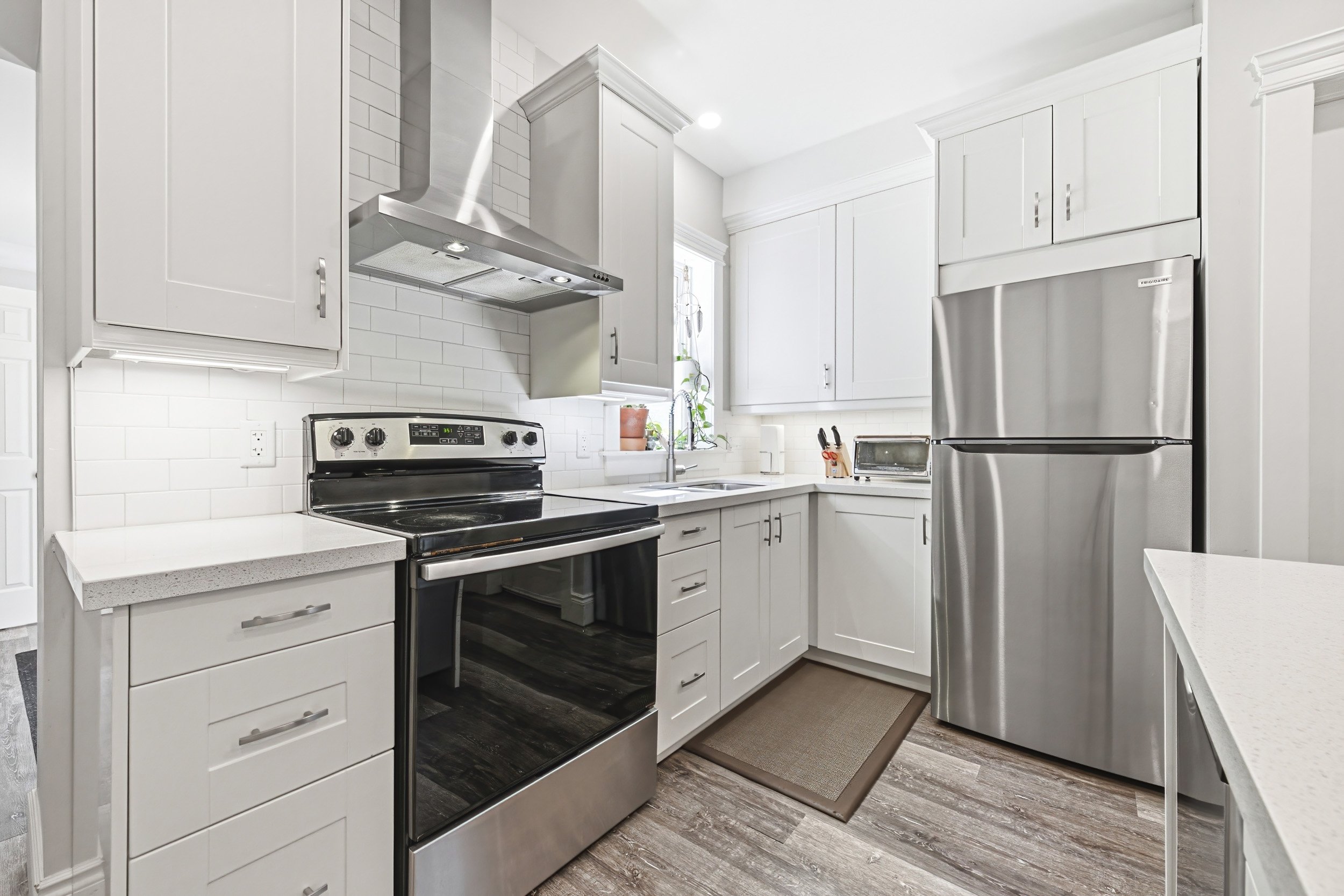10 - 30 Cumberland Ave, Hamilton.jpg