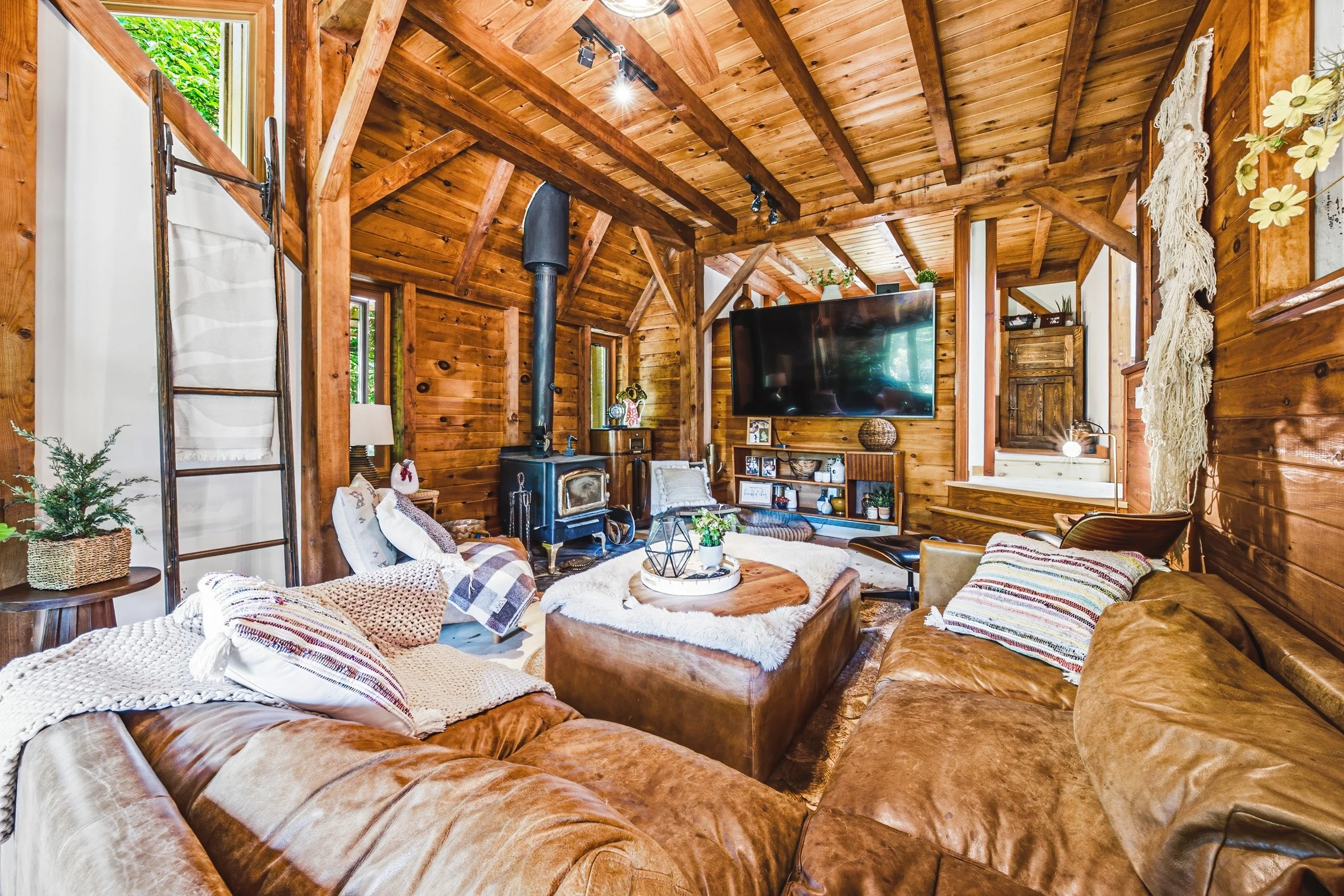 15 - 1548 Mineral Springs Rd, Ancaster.jpg