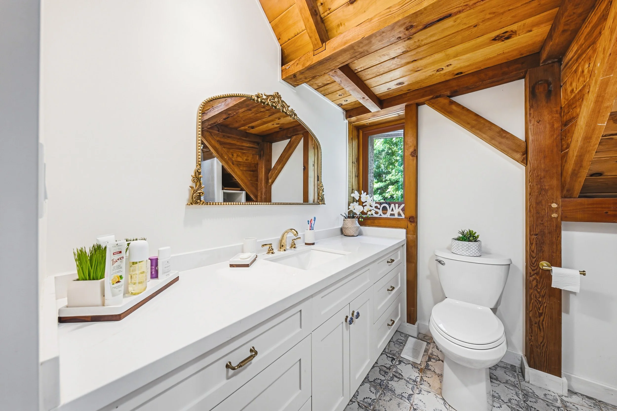 37 - 1548 Mineral Springs Rd, Ancaster.jpg
