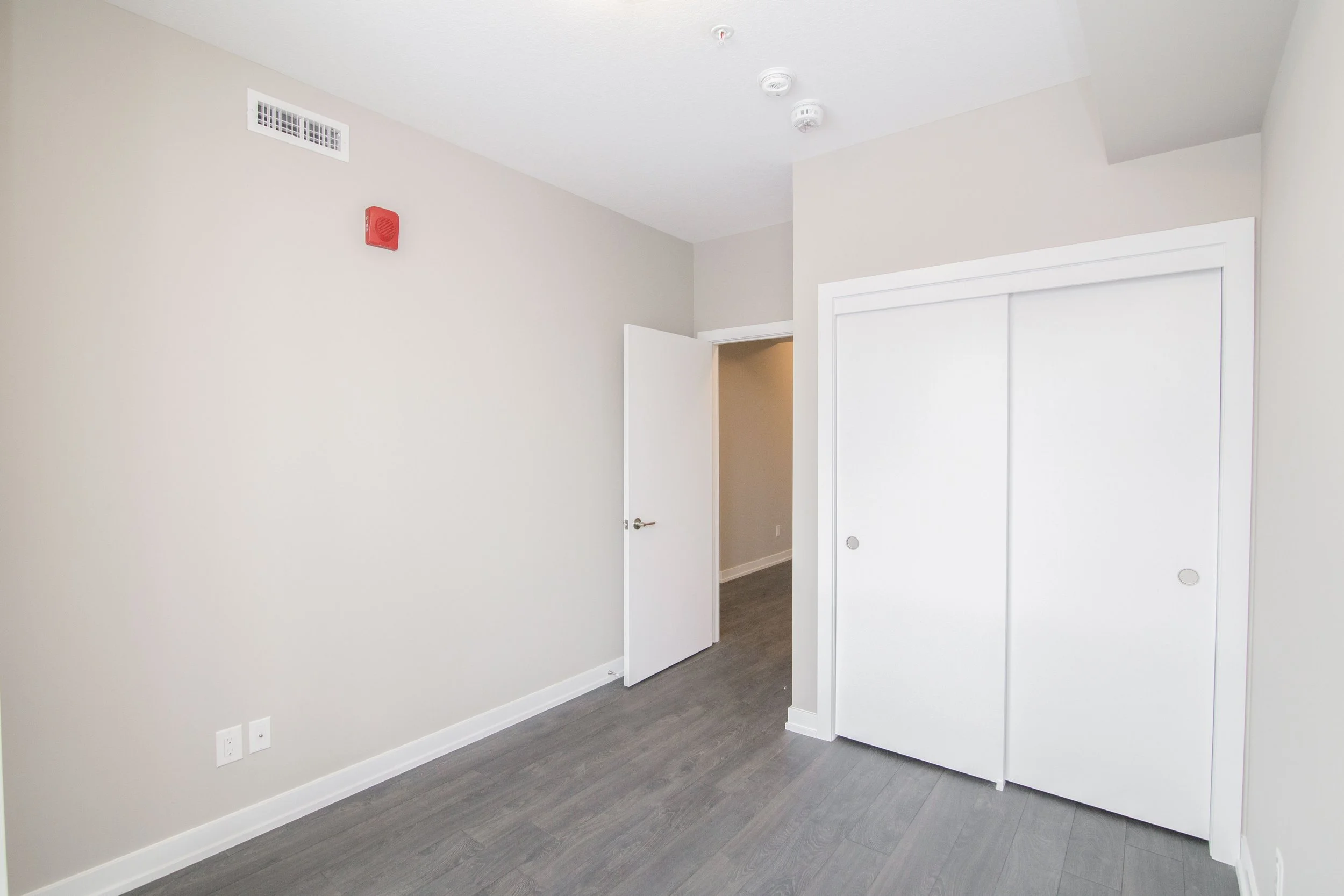 519 - 10 Espanlade Lane_17.jpg