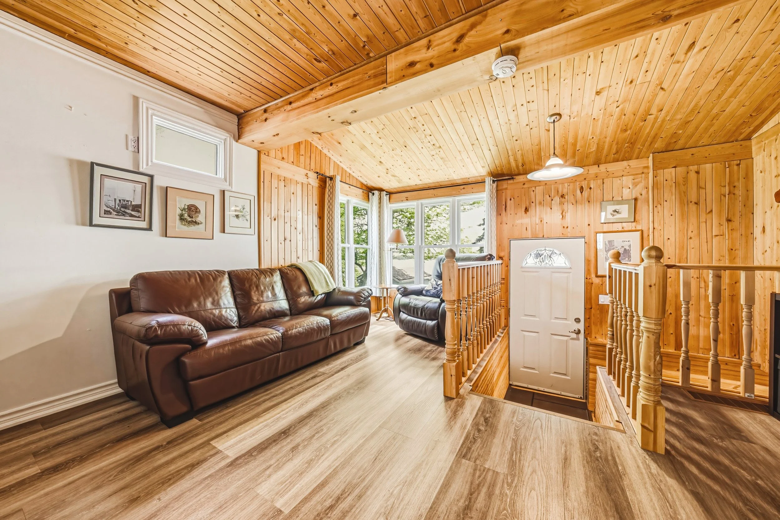 10 - 52 Wilcox Drive, Peacock Point.jpg