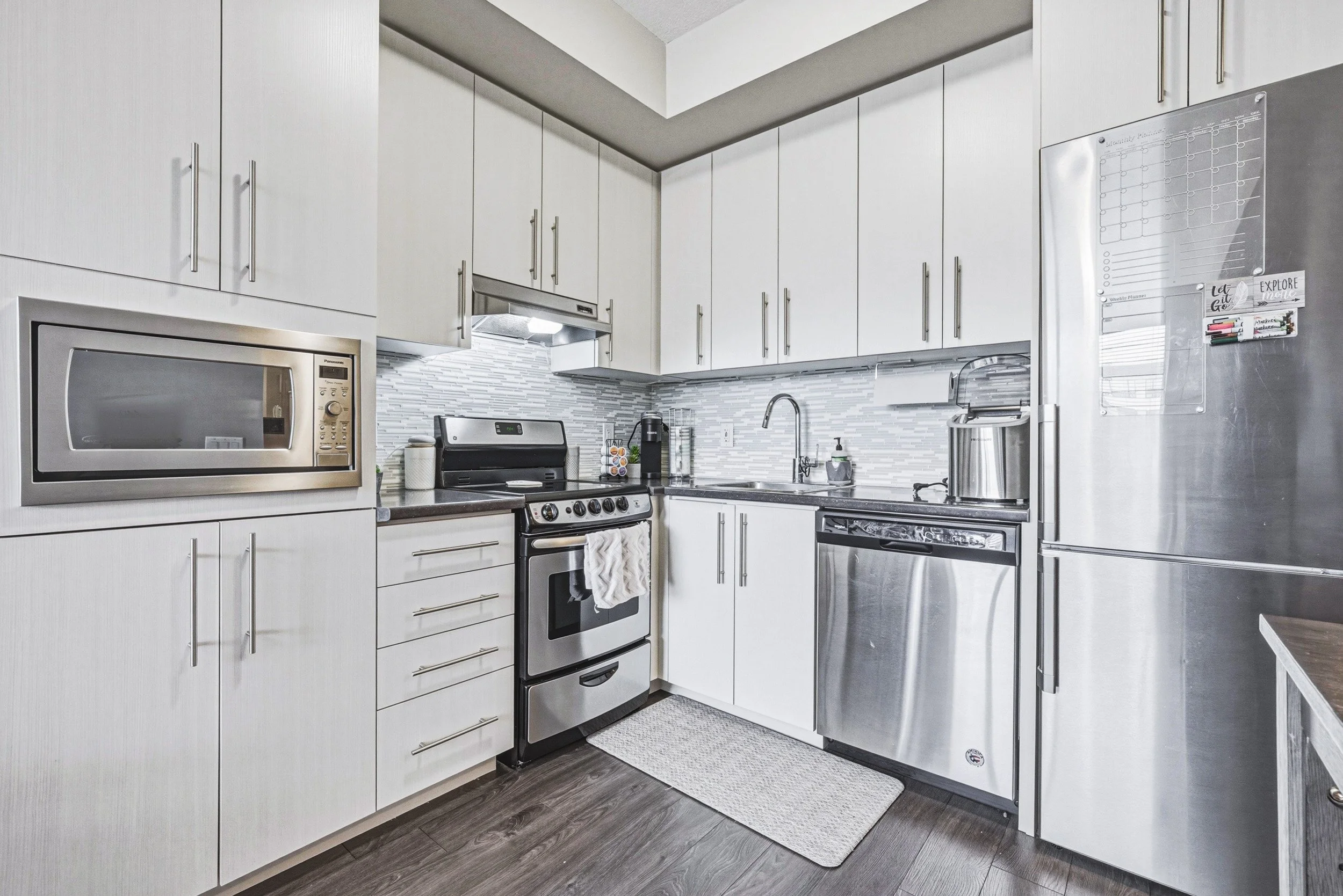 10 - 10 Esplanade Ln #519, Grimsby.jpg