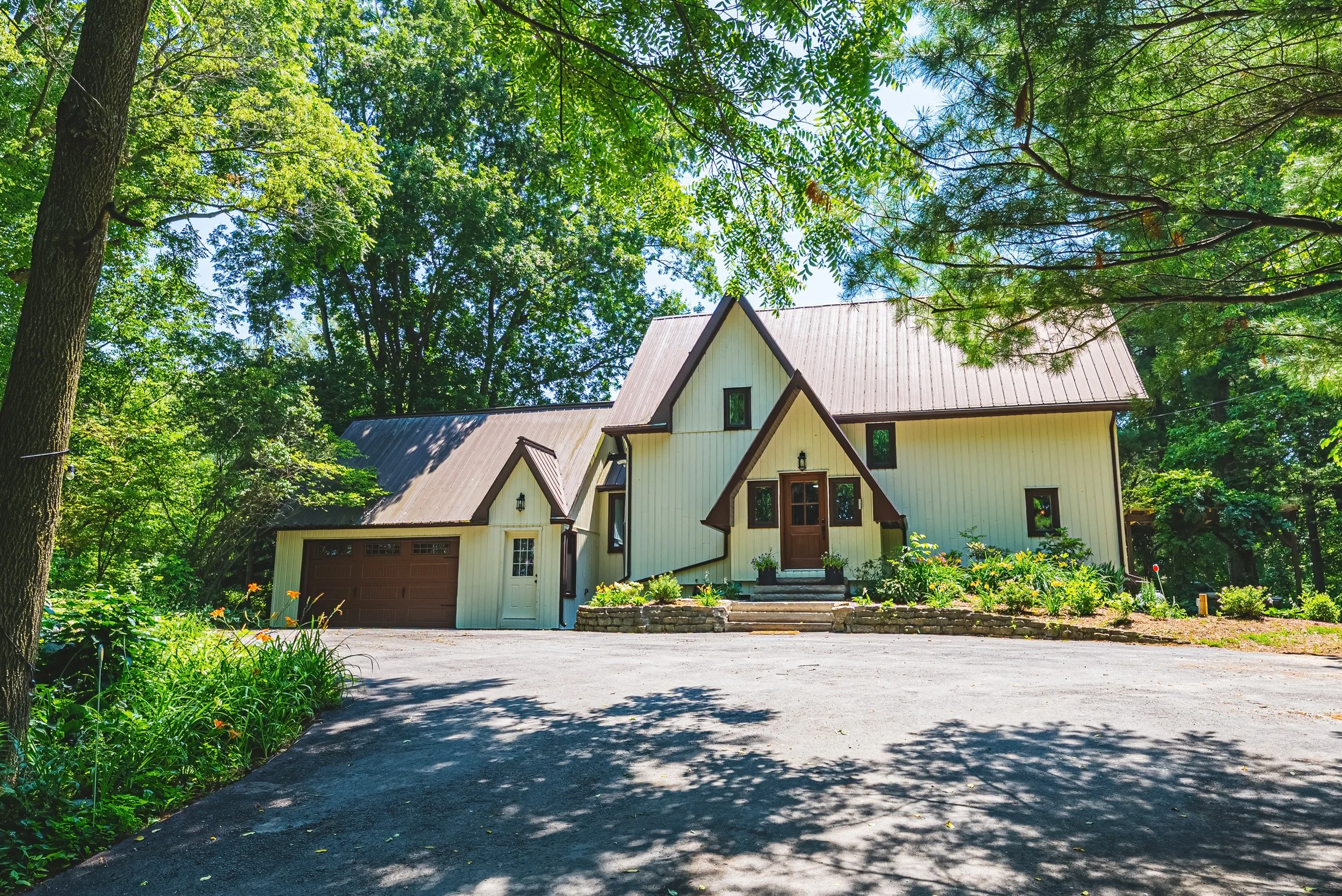 6 - 1548 Mineral Springs Rd, Ancaster.jpg