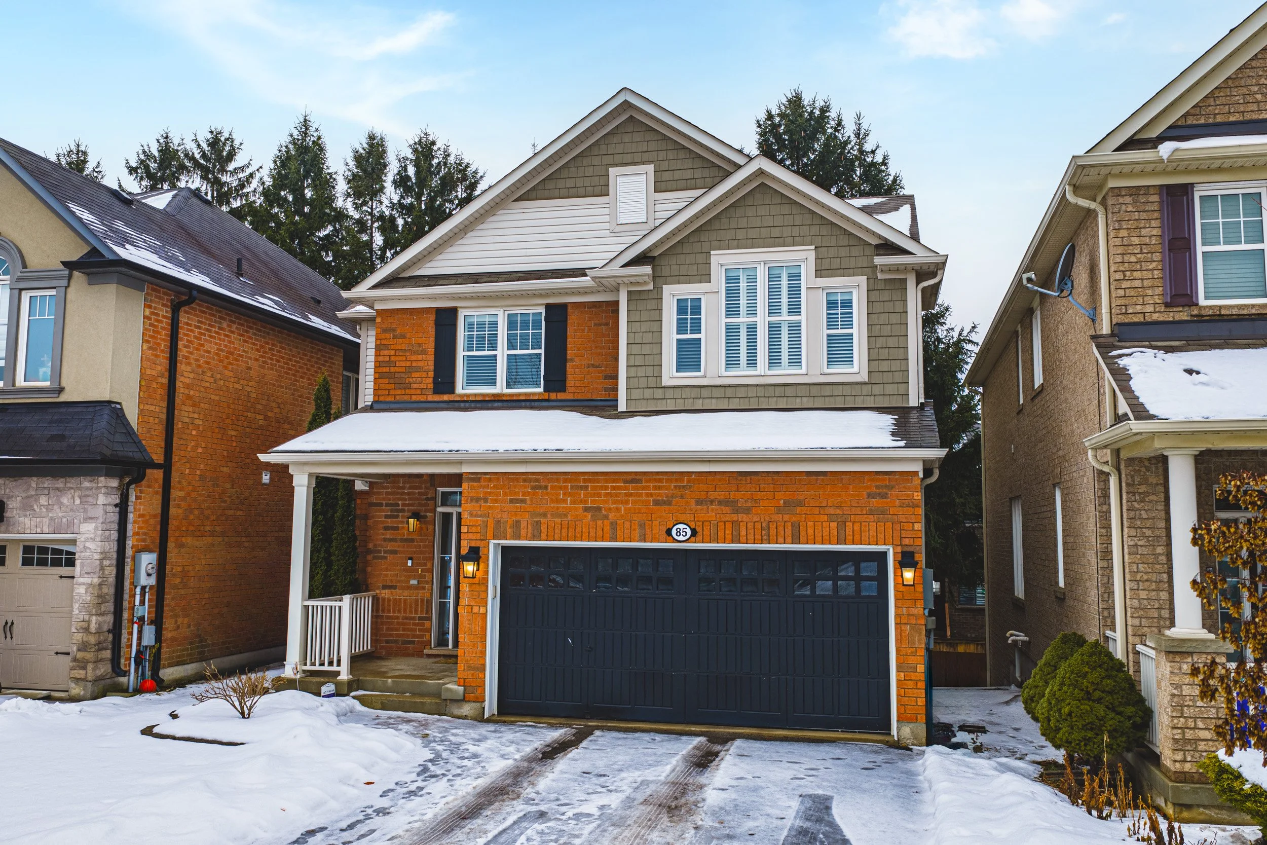 2 - 85 Peer Court, Ancaster.jpg