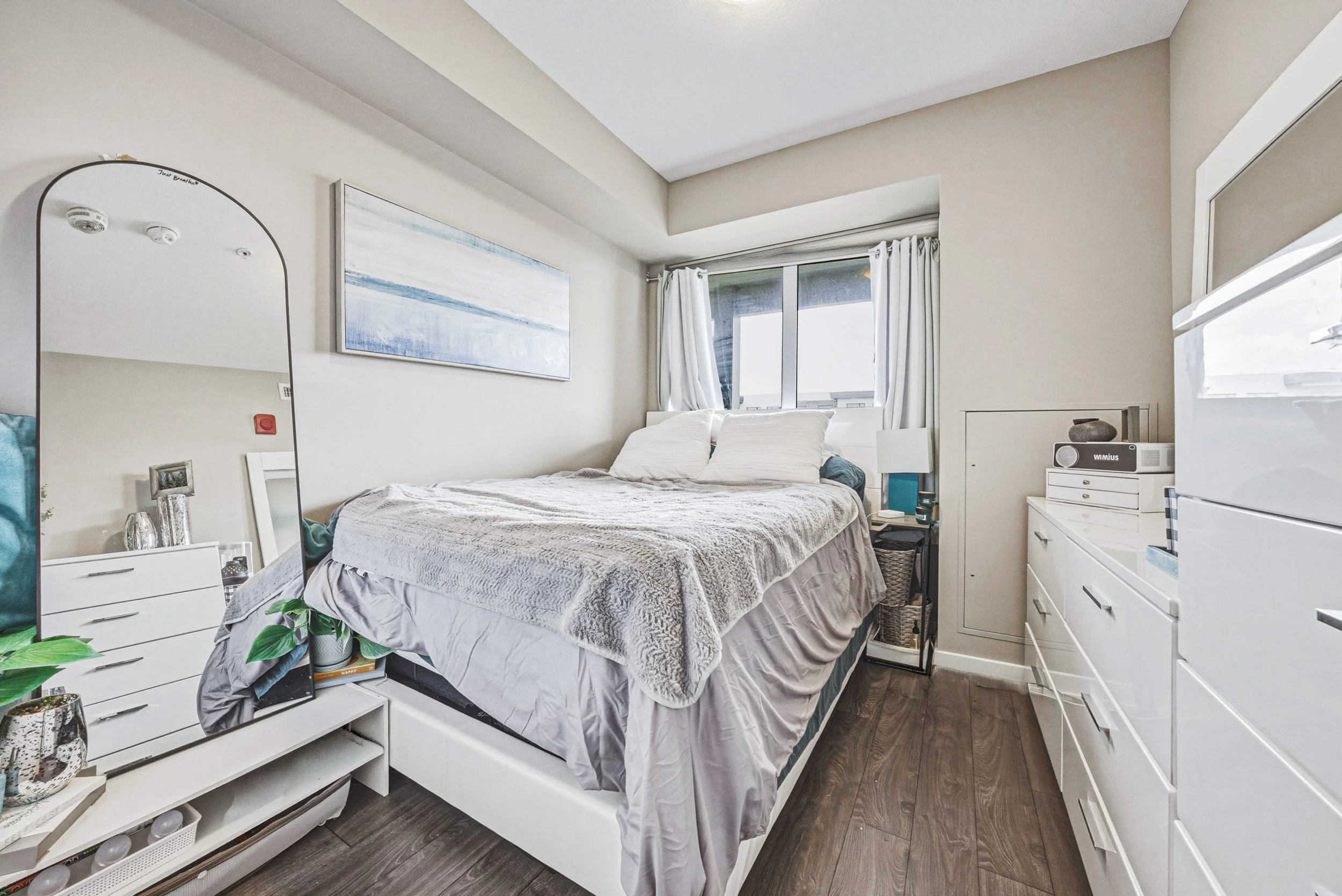 17 - 10 Esplanade Ln #519, Grimsby.jpg