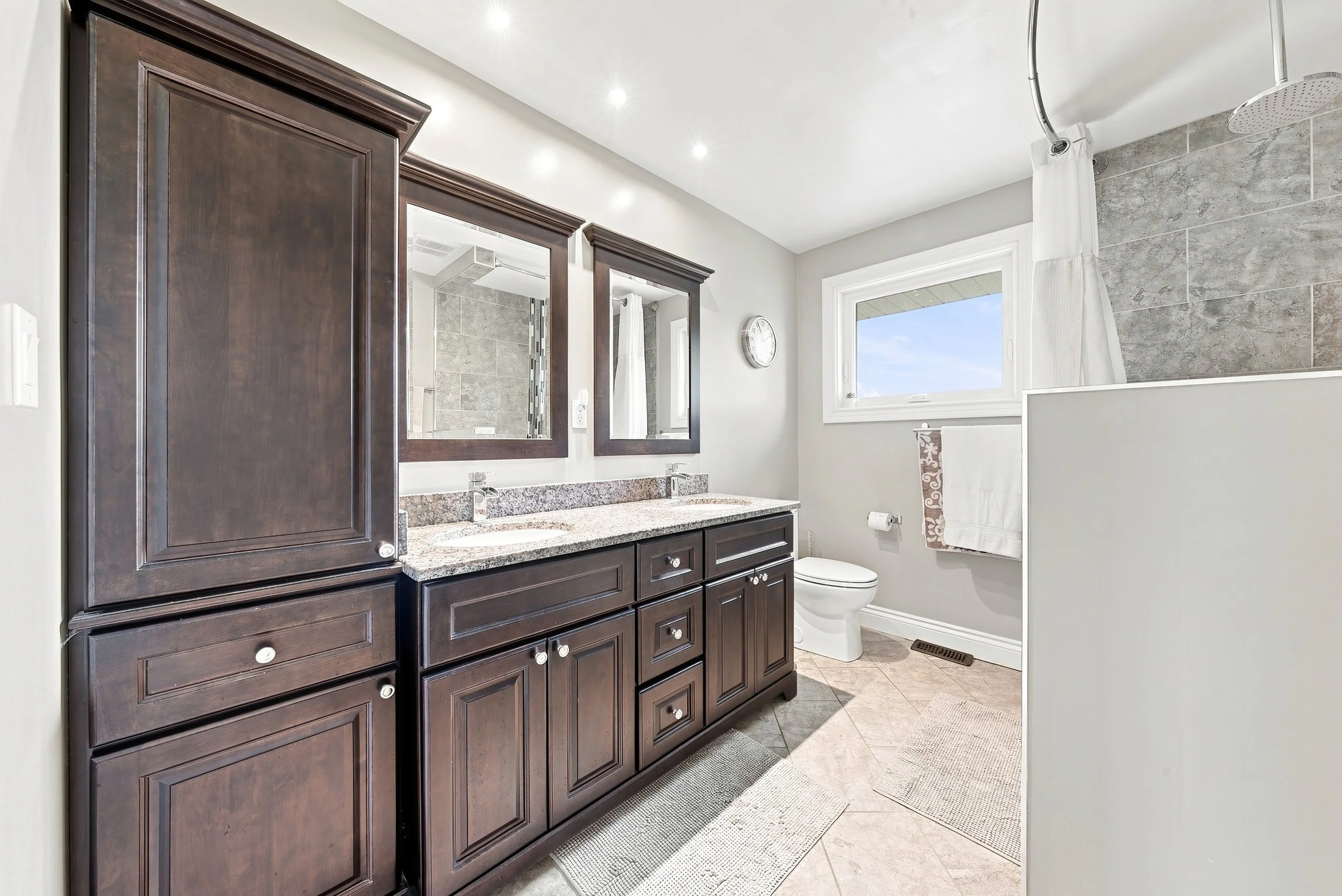 19 - 83 Sour Springs Rd, Brantford.jpg
