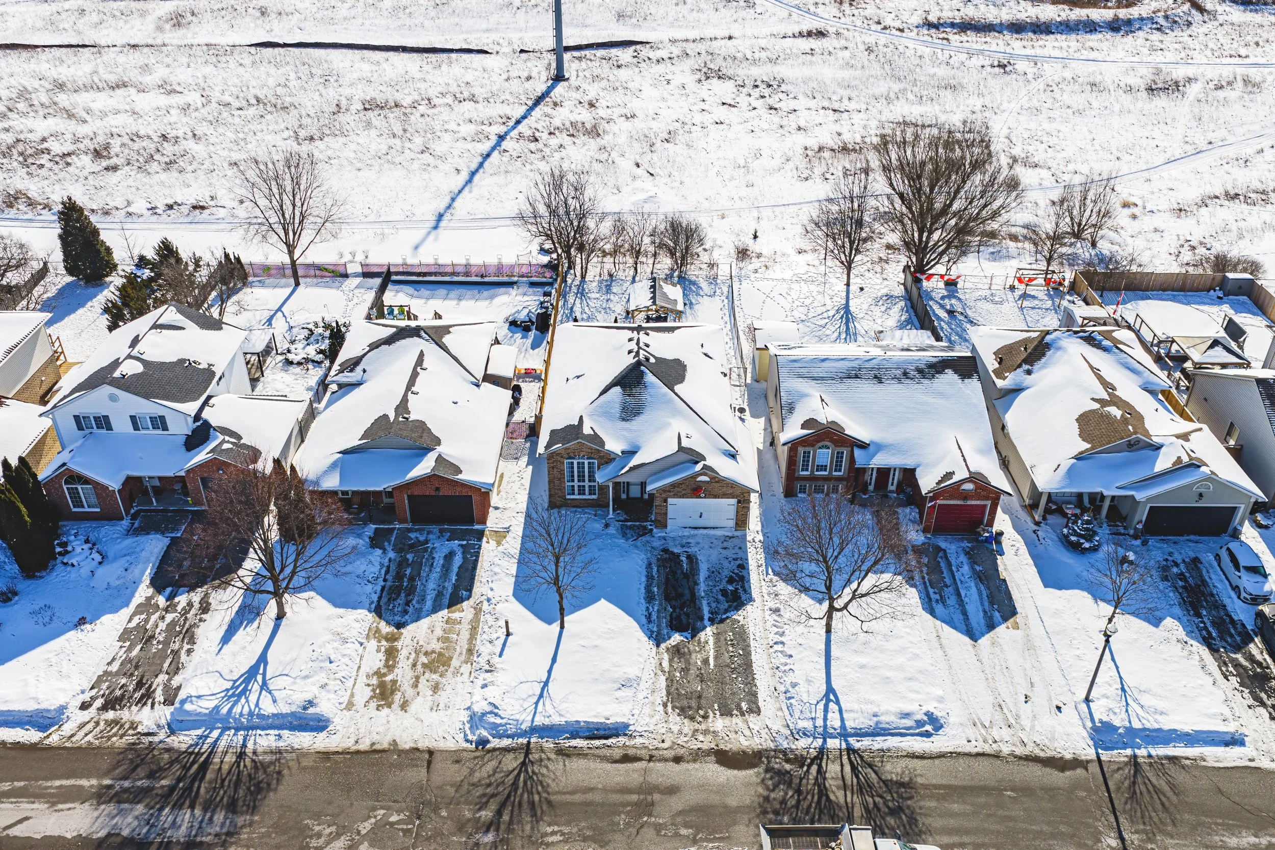 35 - 47 Fuller Dr, Caledonia.jpg